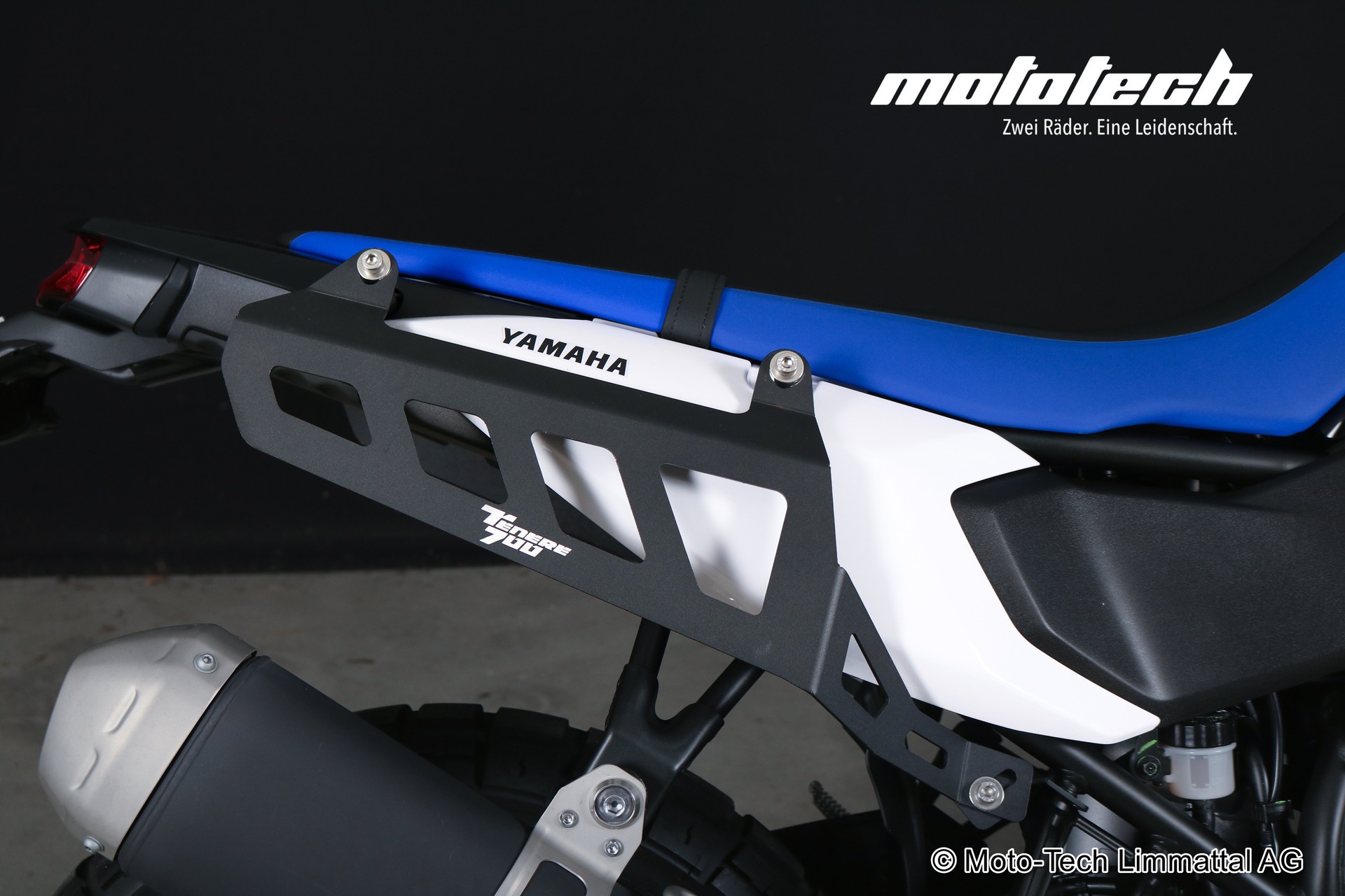 YAMAHA Tenere 700-showroom-element-3