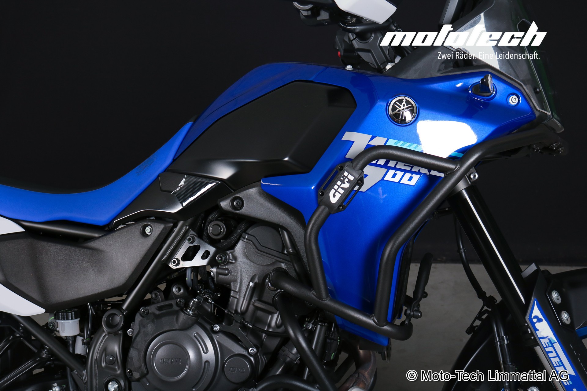 YAMAHA Tenere 700-showroom-element-2