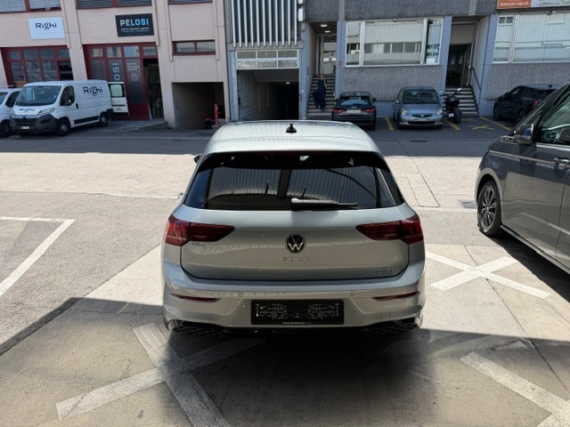 VW Golf 1.5 e TSI mHEV R-Line DSG-image-3