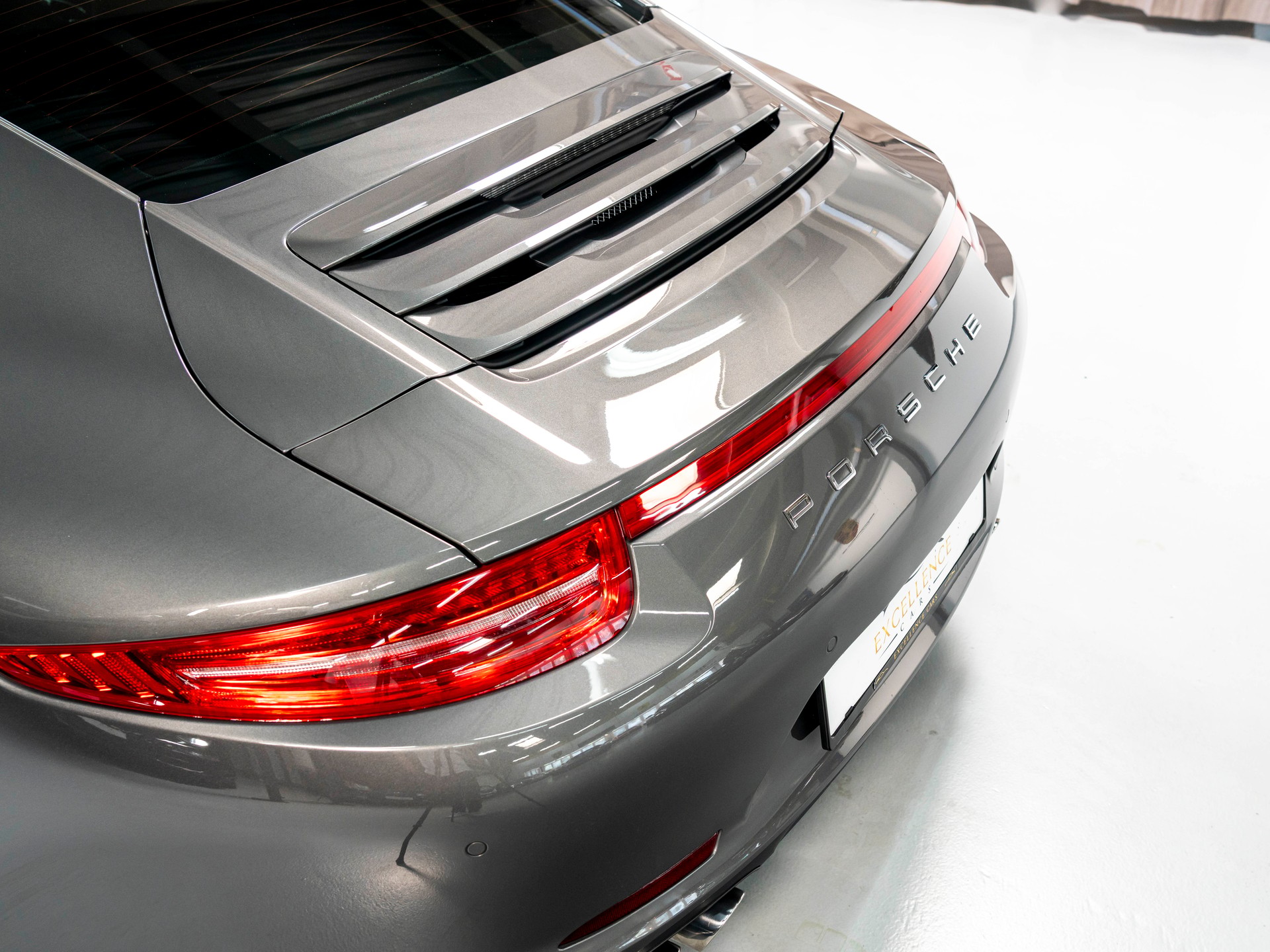 PORSCHE 911 Carrera 4S PDK-image-27