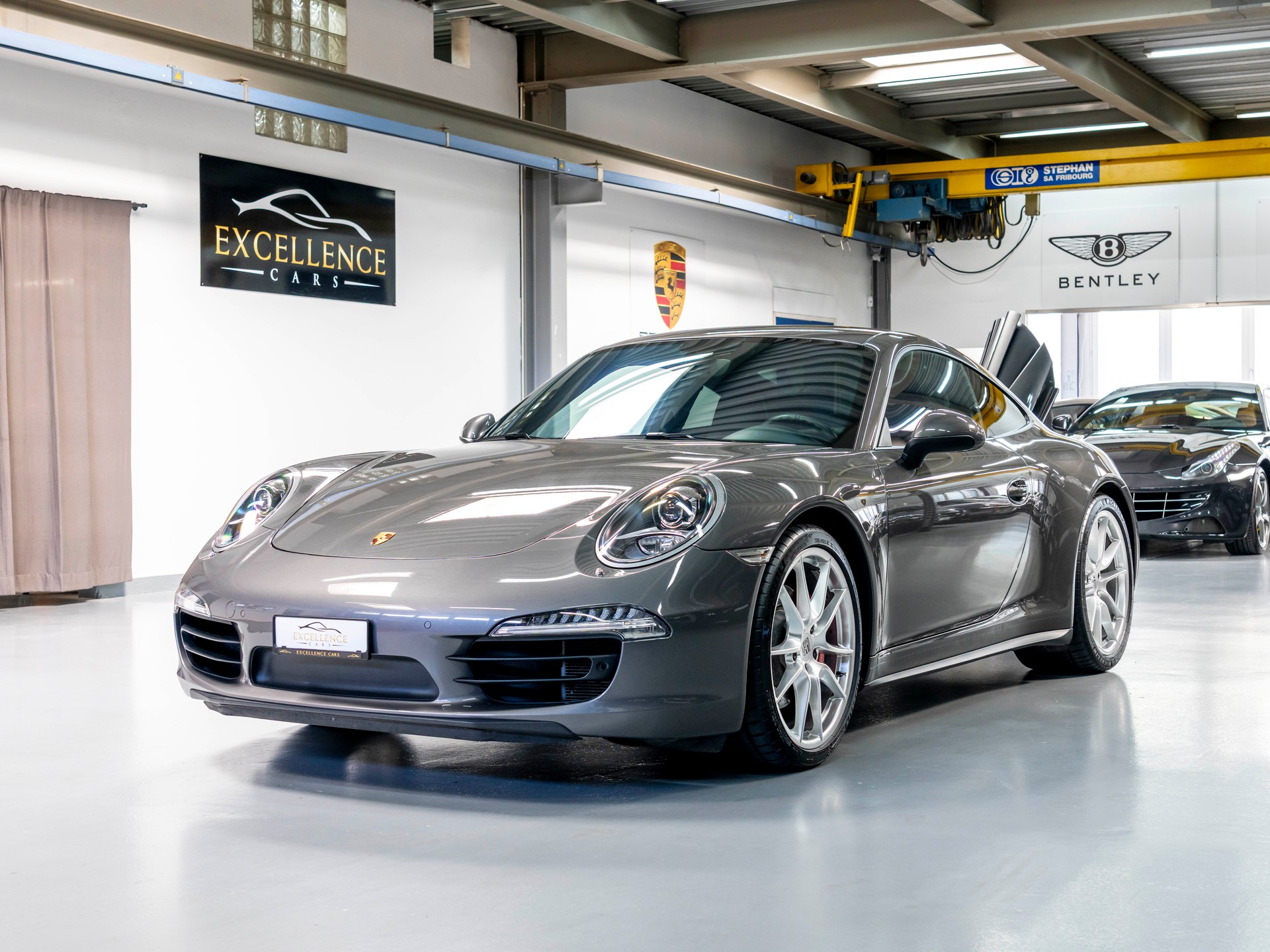 PORSCHE 911 Carrera 4S PDK-image-0