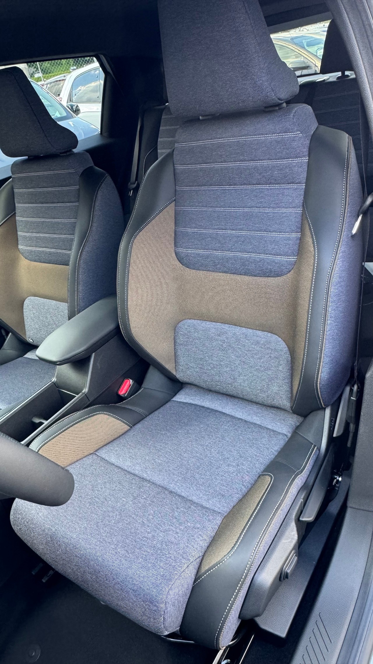 RENAULT R5 E-Tech Comfort Range 52 kWh Techno-image-15