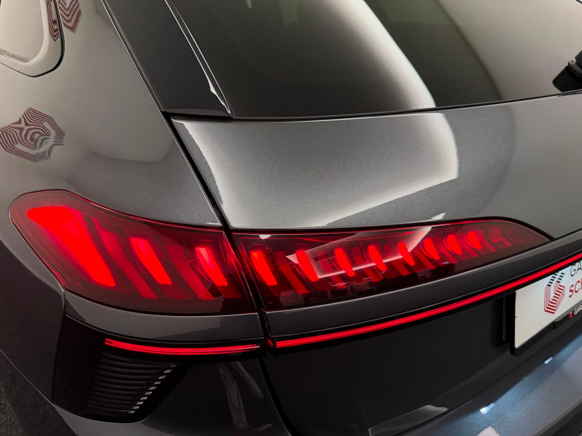 AUDI A6 Avant TDI S-Line 150 kW S tronic-image-8