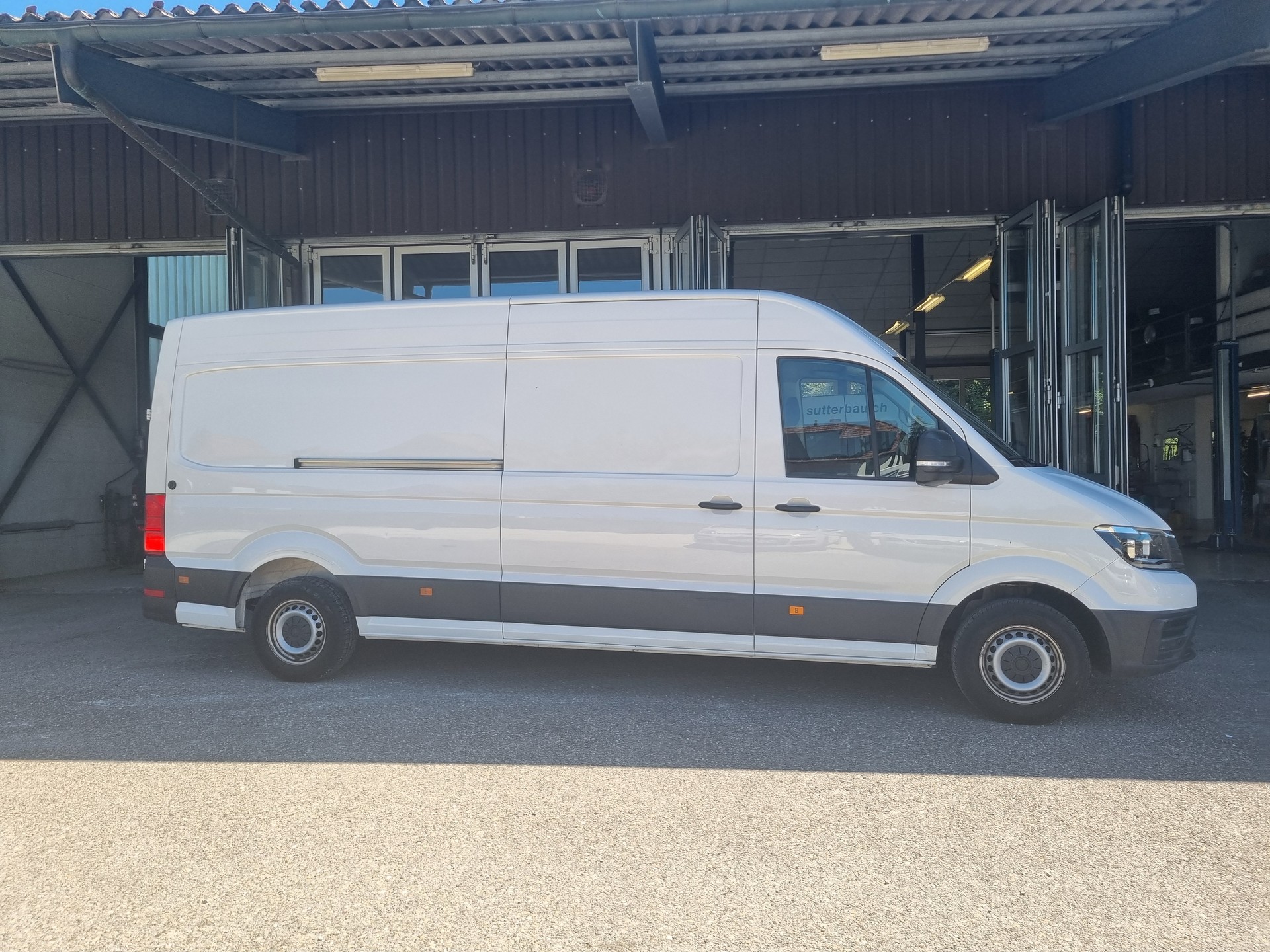 VW Crafter 35 2.0 TDI L4-image-2