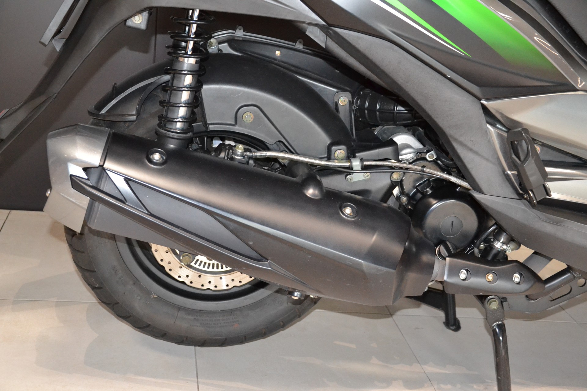 KAWASAKI J 300 SE ABS-image-5