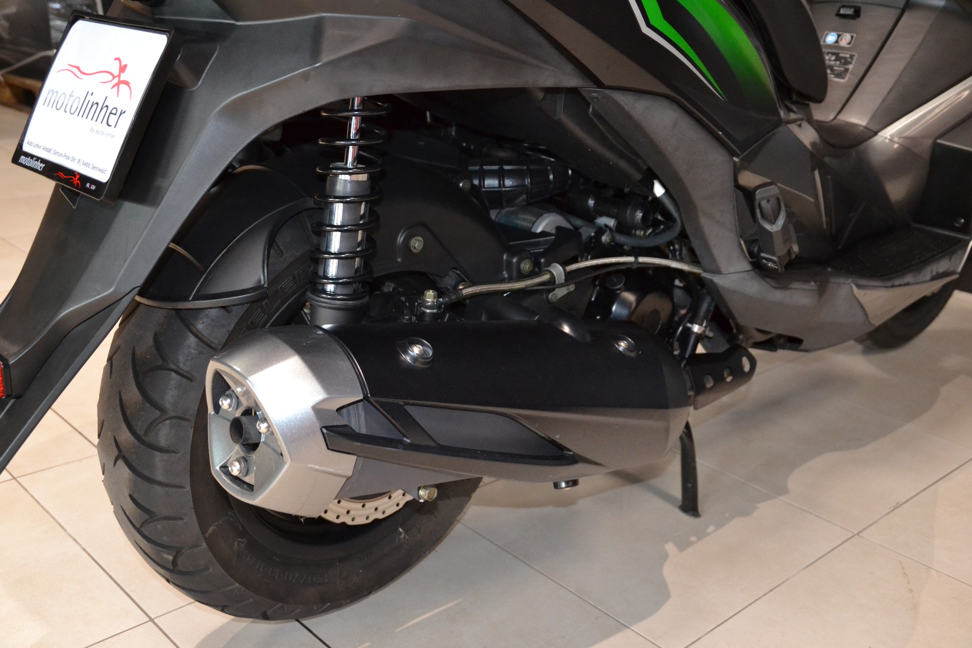 KAWASAKI J 300 SE ABS-image-10