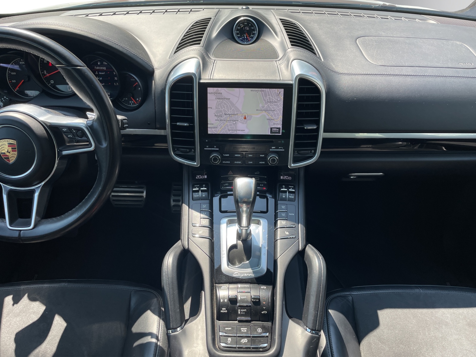 PORSCHE Cayenne GTS-image-16