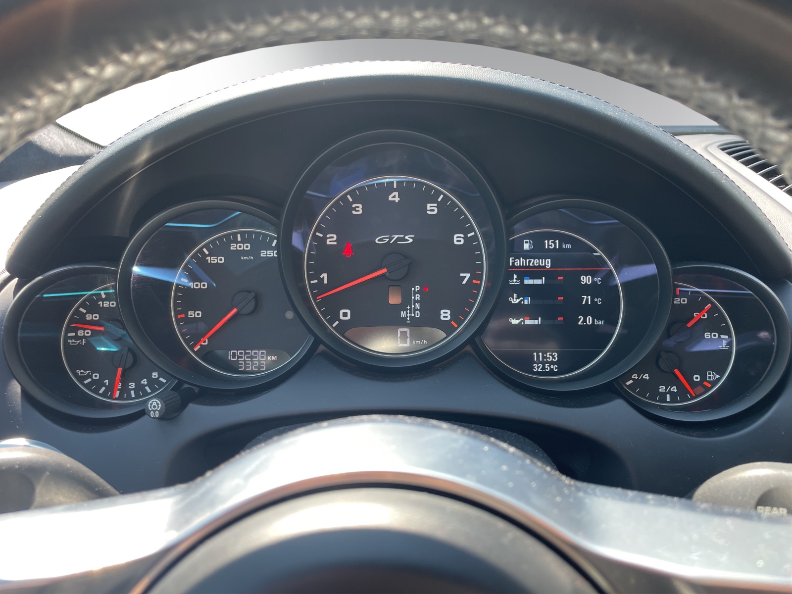PORSCHE Cayenne GTS-image-18