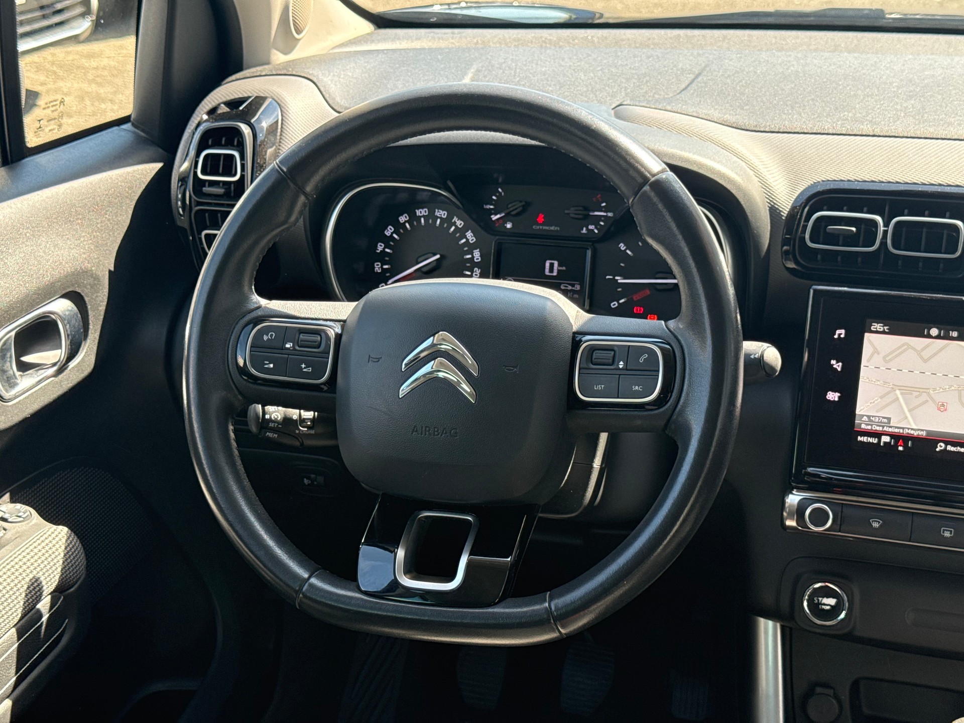 CITROEN C3 Aircross 1.2i PureTech Feel-image-13