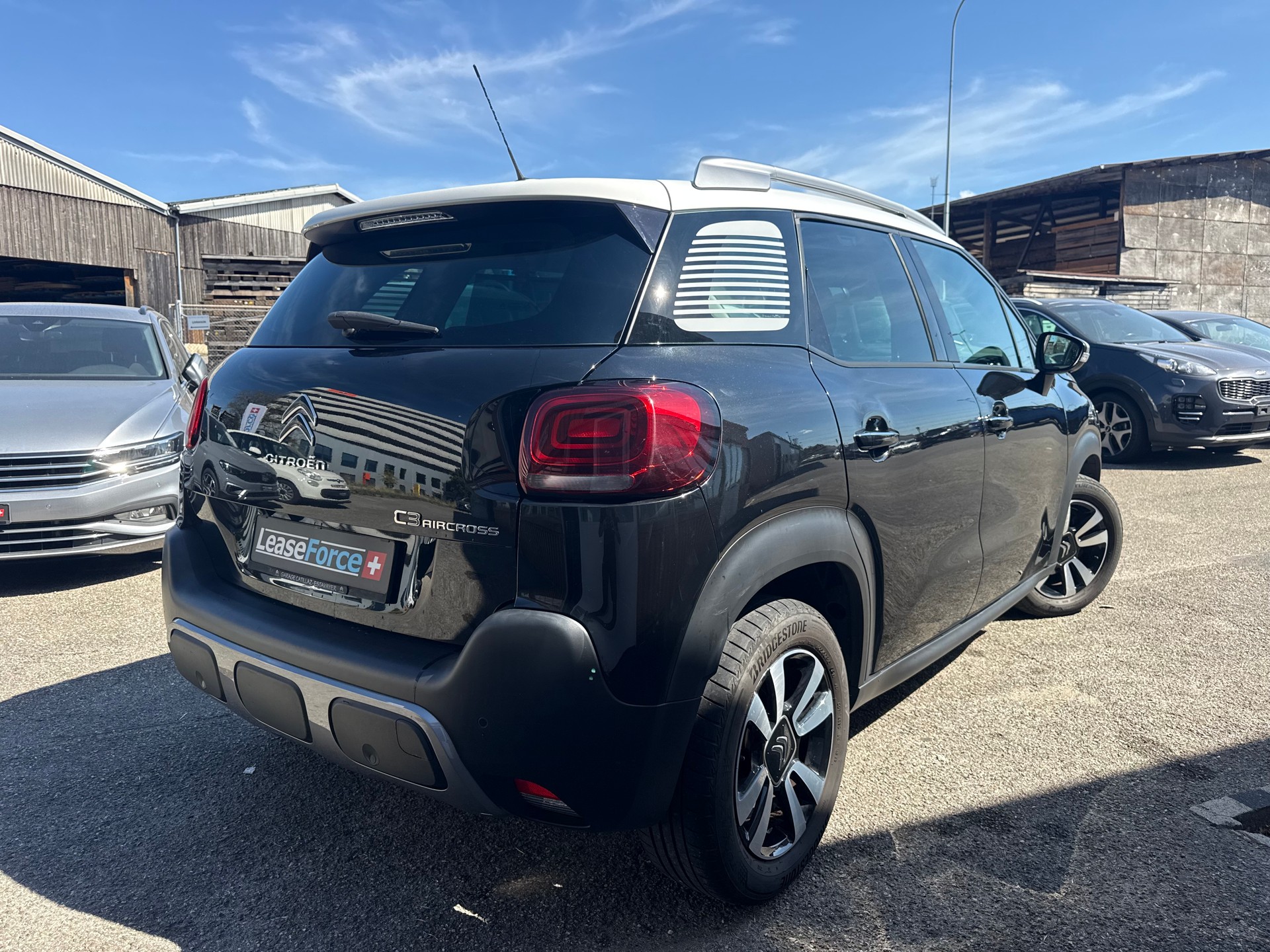 CITROEN C3 Aircross 1.2i PureTech Feel-image-3