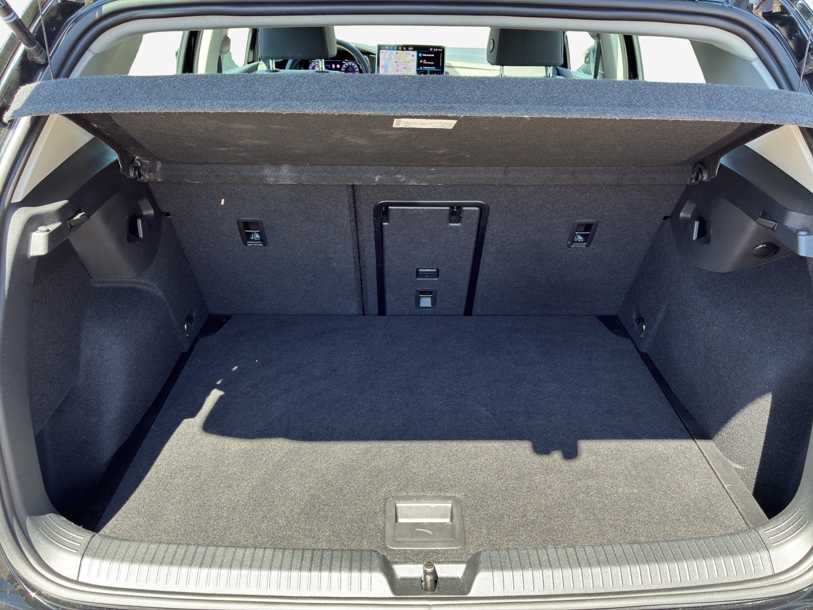 VW Golf 1.5 e TSI mHEV Style DSG-image-12