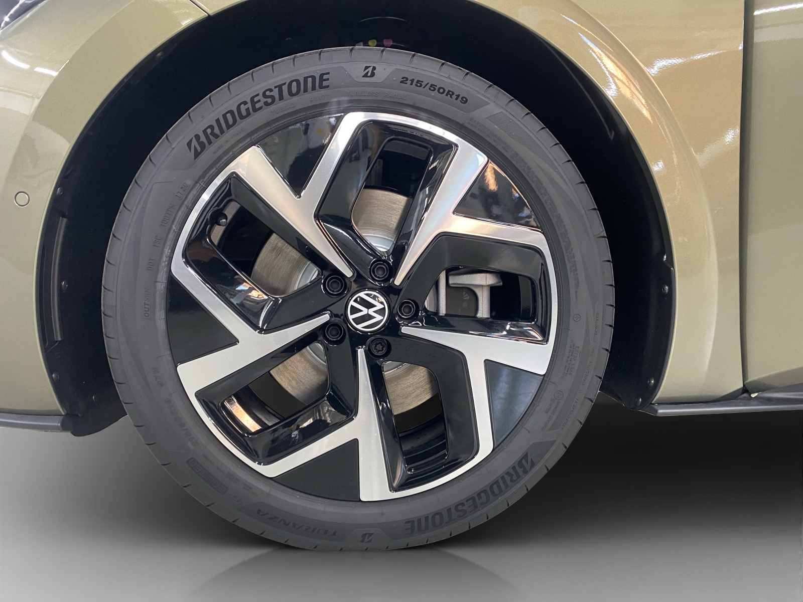 VW ID.3 Neo 79 kWh 231 PS Style-image-15