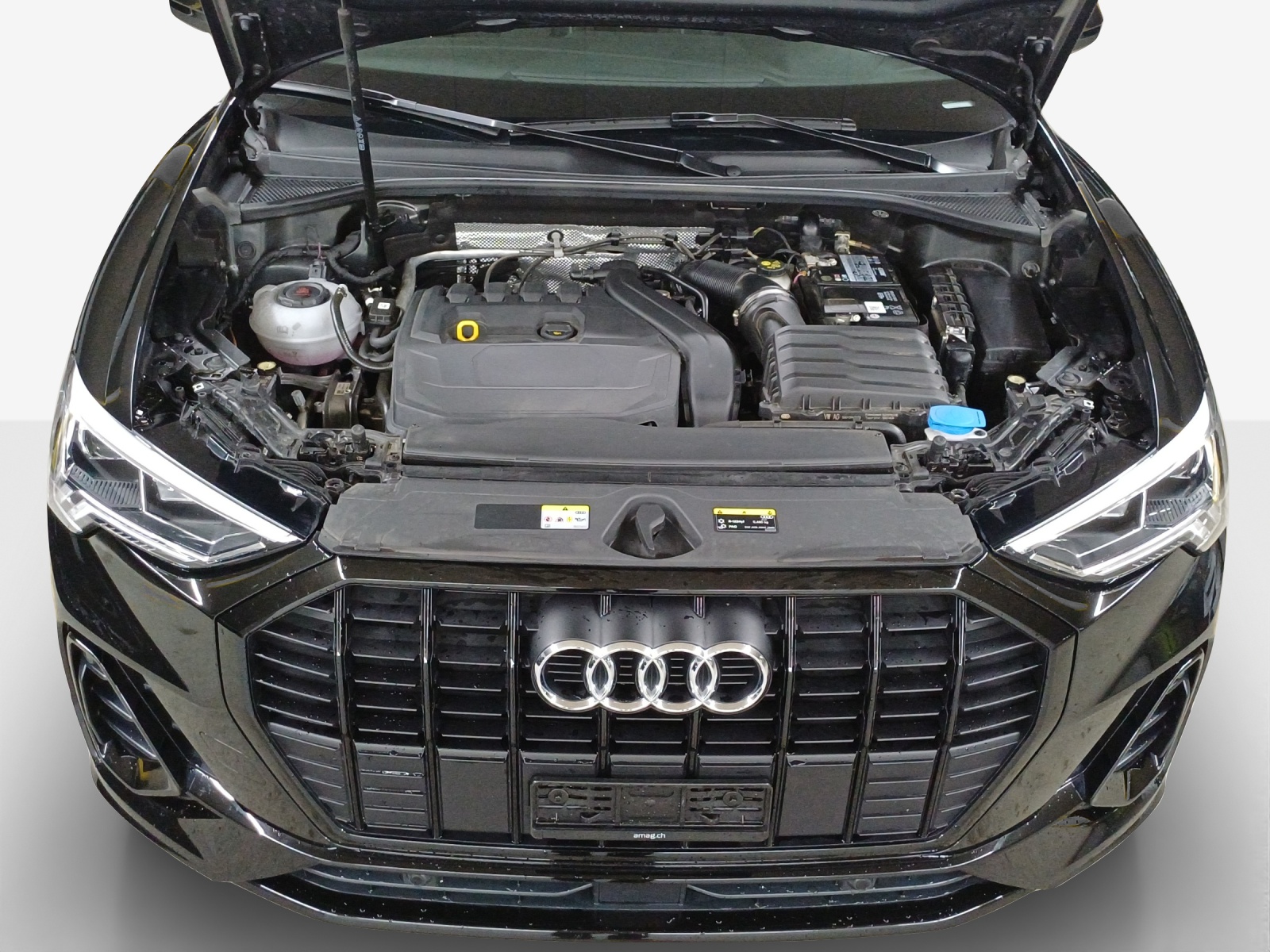 AUDI Q3 35 TFSI S line S-tronic-image-14