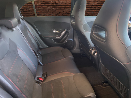 MERCEDES-BENZ A 180 Night Star AMG Line-image-12