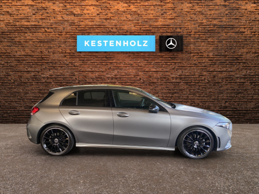 MERCEDES-BENZ A 180 Night Star AMG Line-image-2