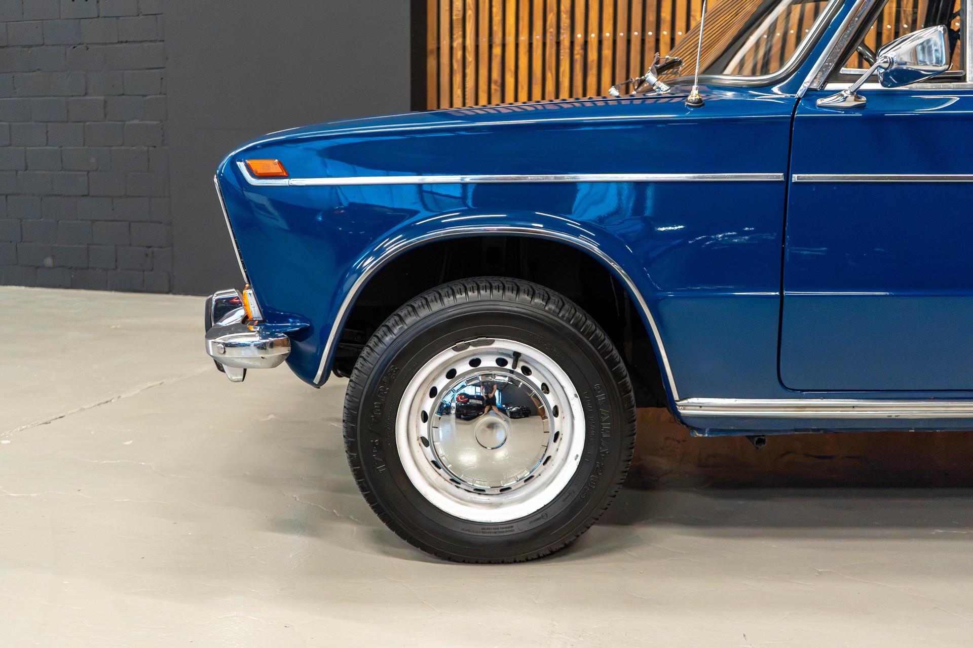 LADA 2103-image-6