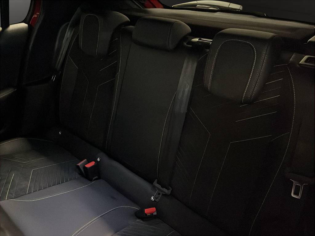 PEUGEOT 208 1.2 MHEV 110 GT-image-8