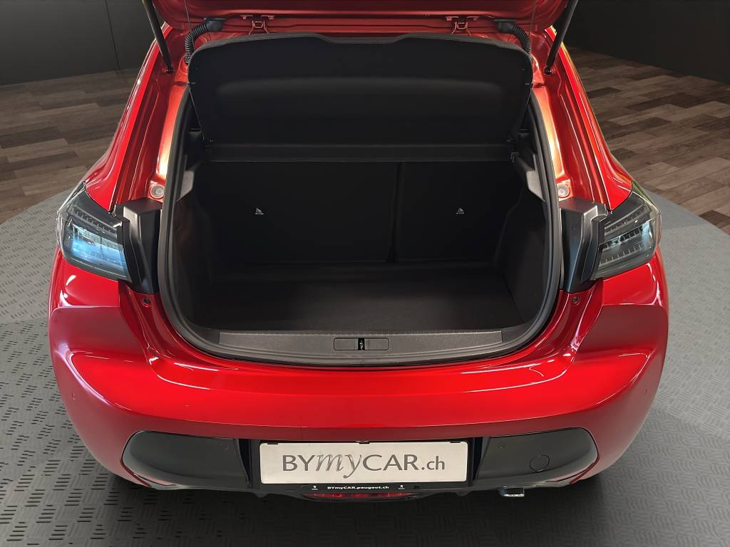 PEUGEOT 208 1.2 MHEV 110 GT-image-11