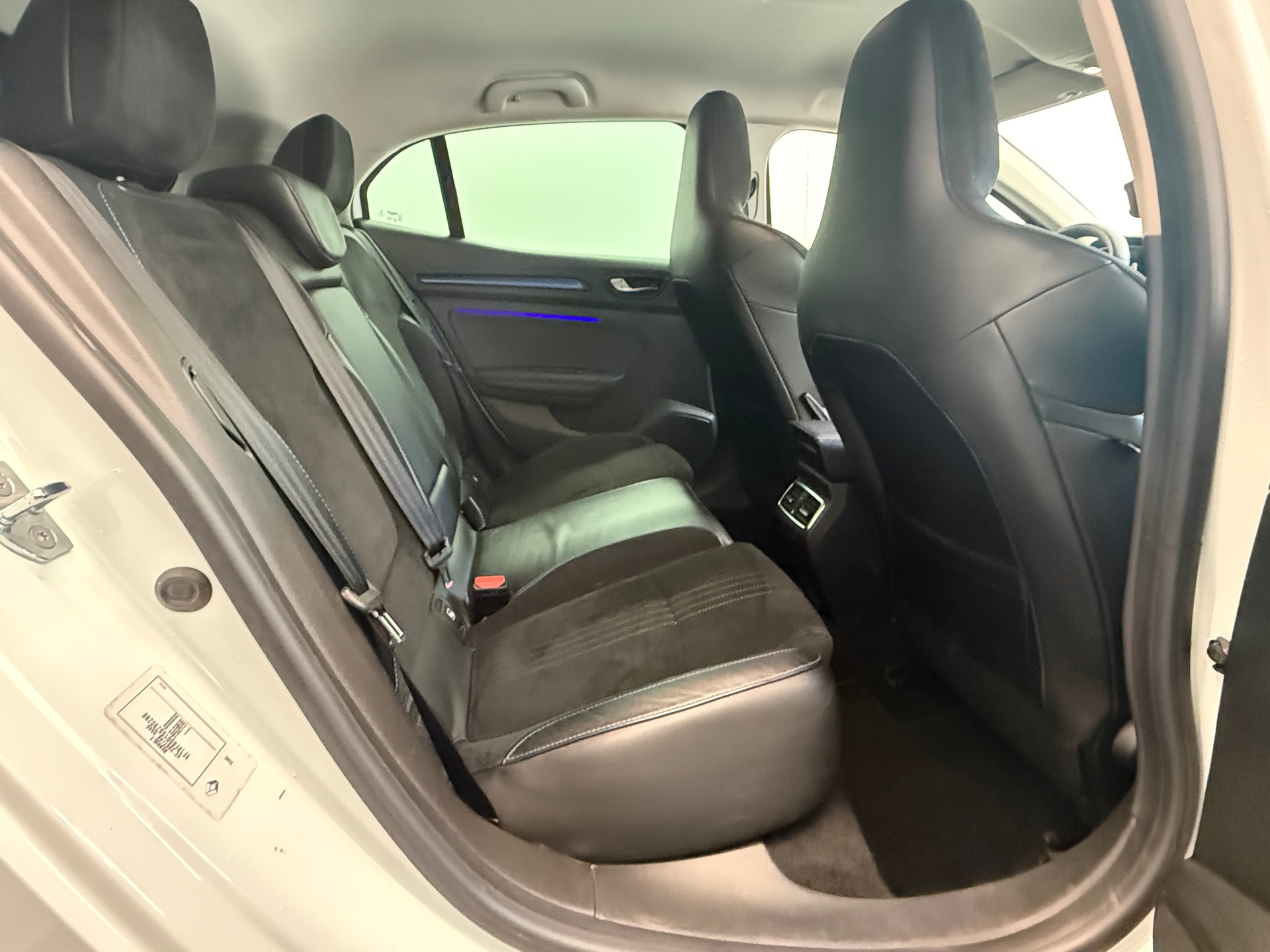RENAULT Mégane 1.6 16V Turbo GT EDC Ab 160.- pro Monat-image-12