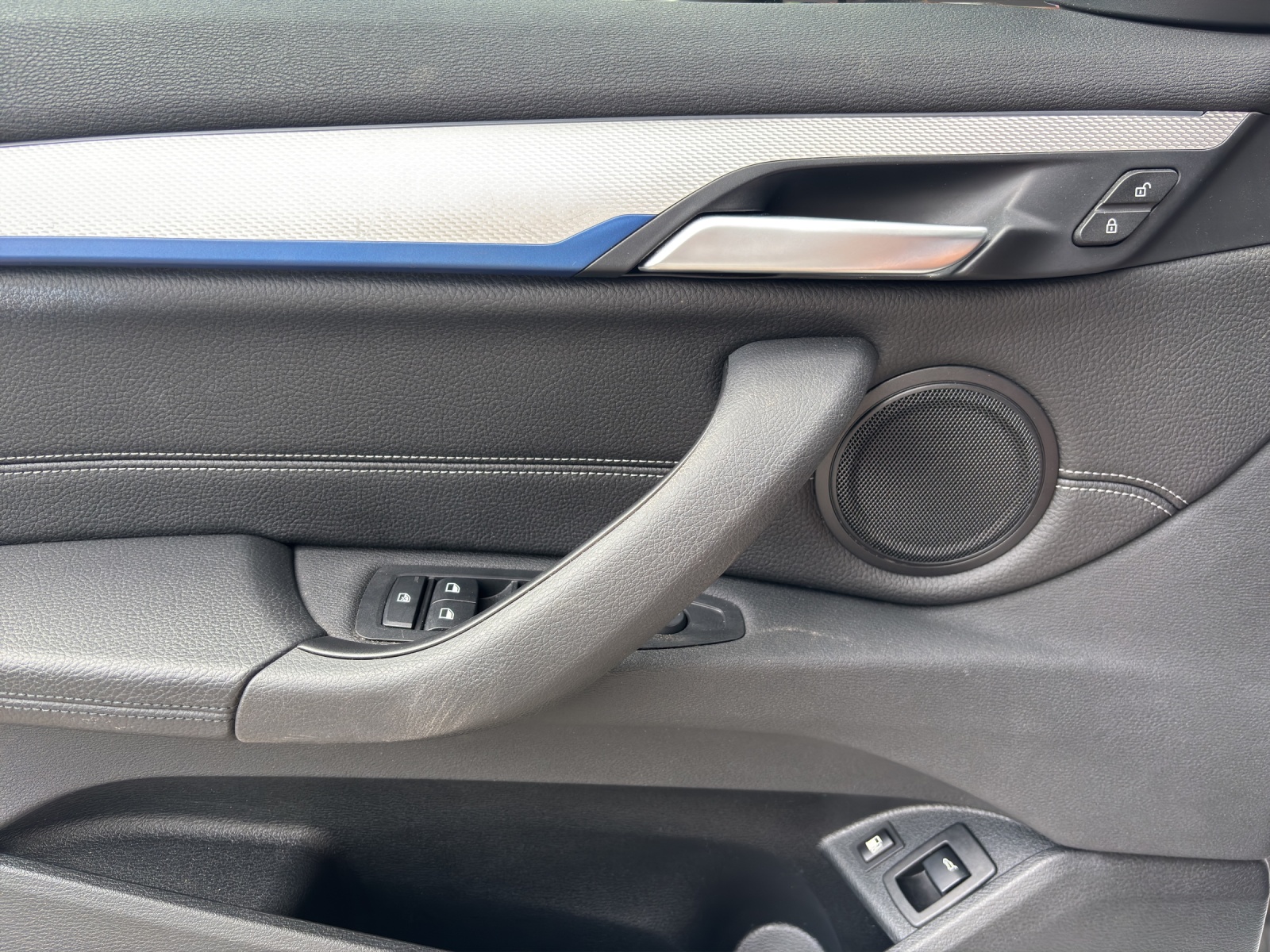 BMW X1 xDrive 25e M Sport Steptronic-image-10