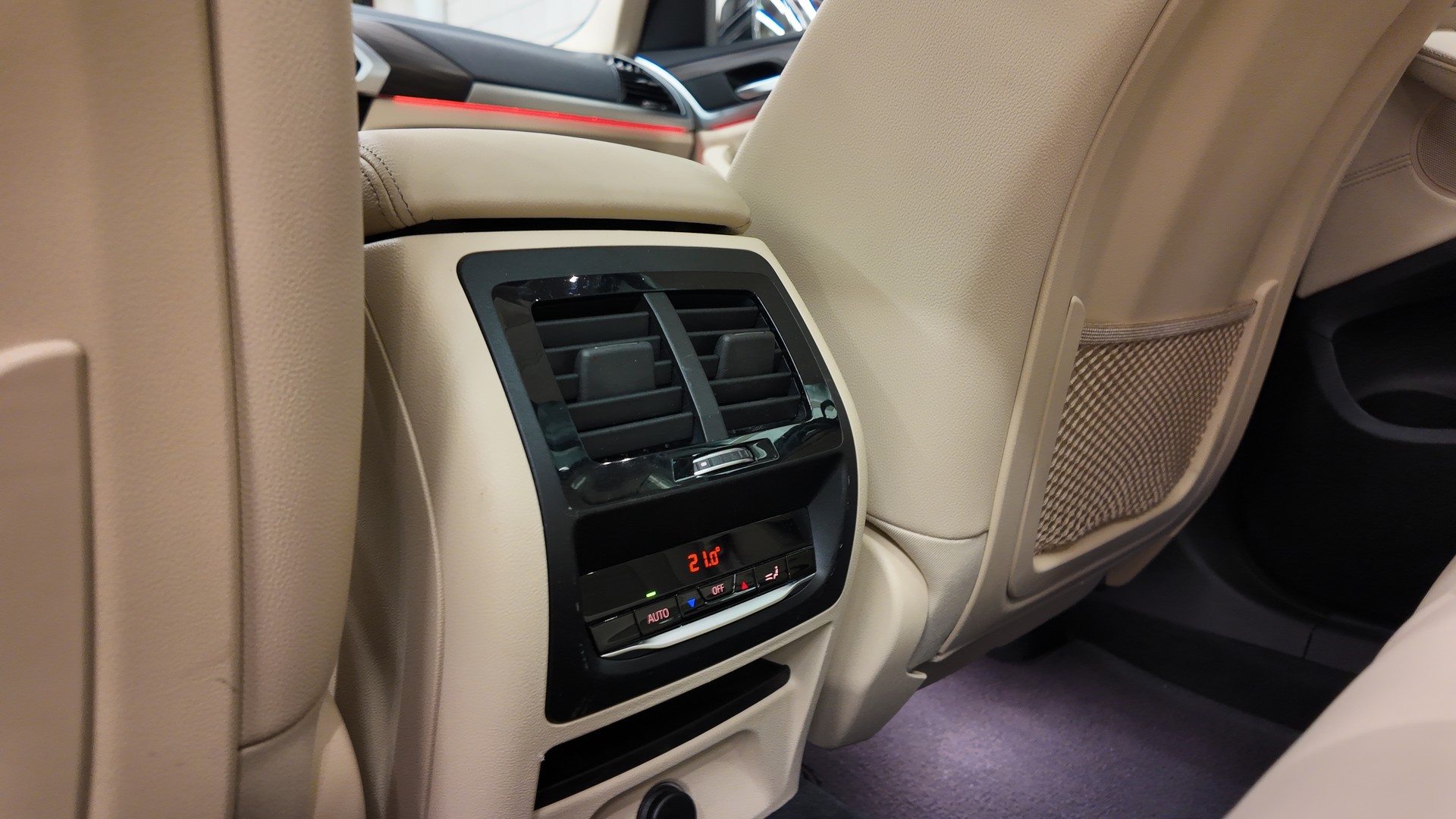 BMW X3 xDrive 30d Luxury Line Steptronic-image-21