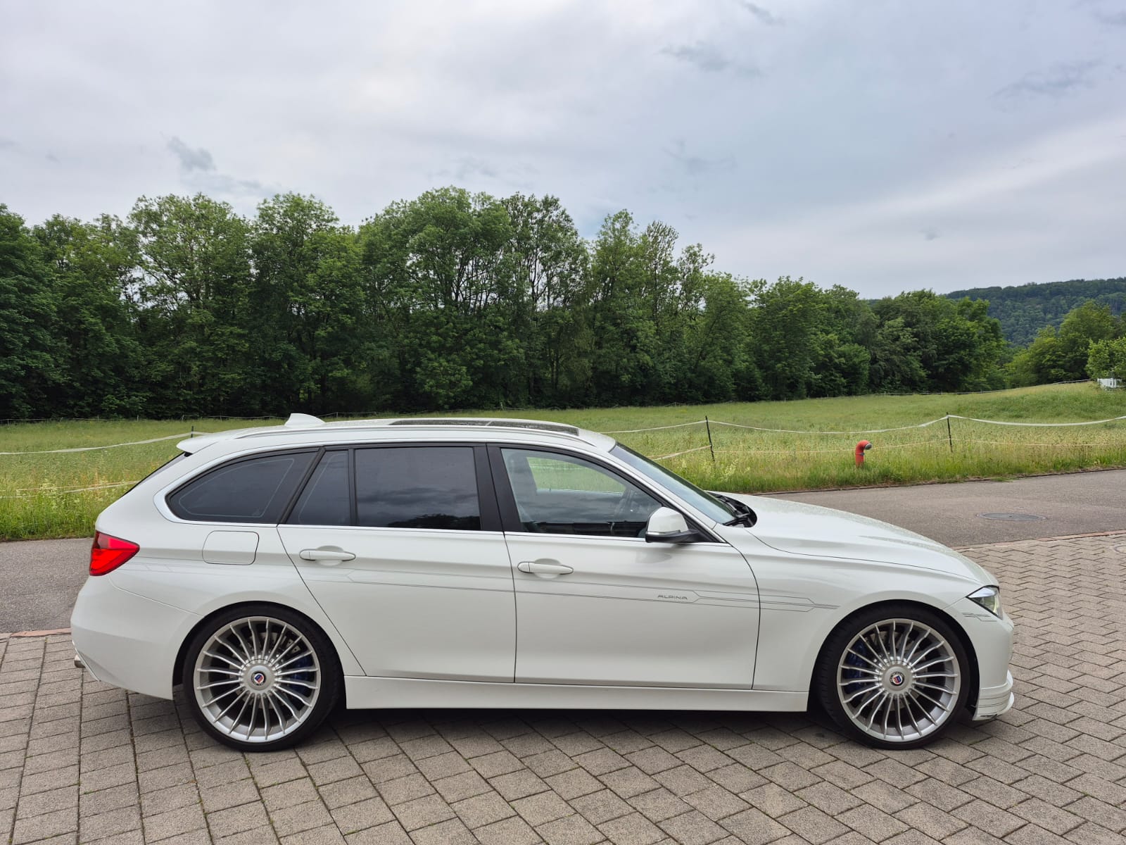 BMW-ALPINA B3 BiTurbo Touring 3.0 xDrive Switch-Tronic-image-4