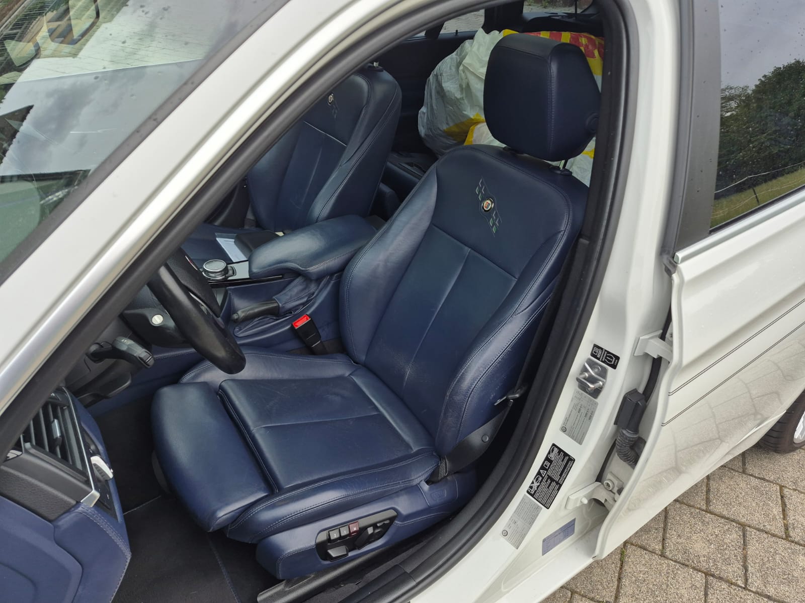 BMW-ALPINA B3 BiTurbo Touring 3.0 xDrive Switch-Tronic-image-11