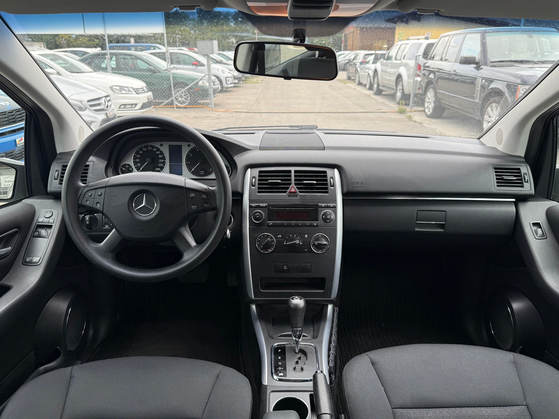 MERCEDES-BENZ B 170 Automat / Frisch ab MFK & ab Service / Top Zustand / PDC v & h / Klimaanlage-image-7