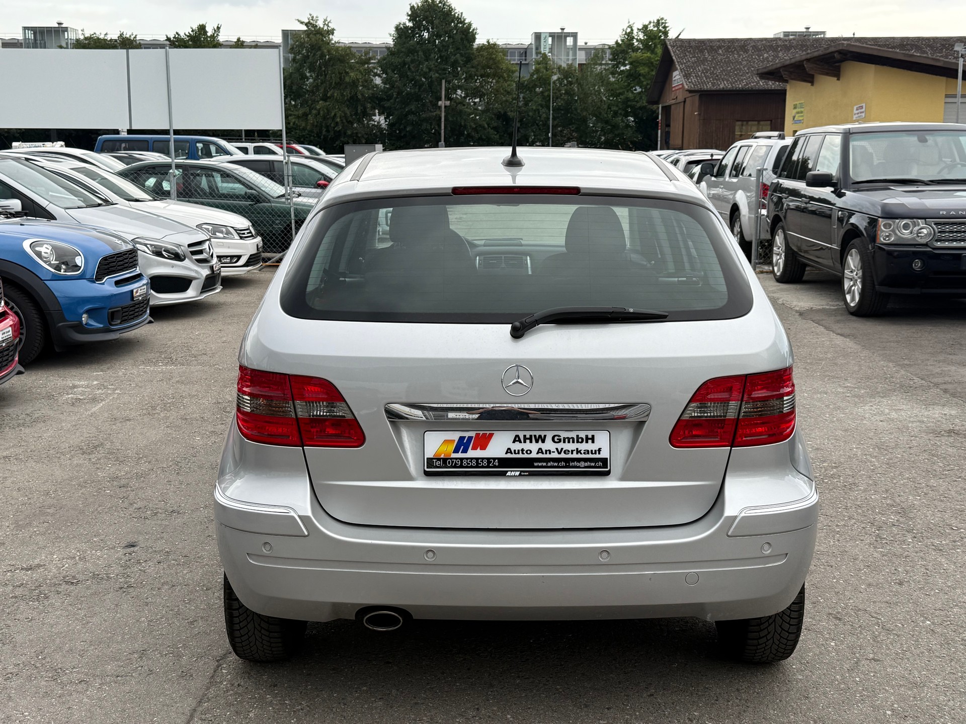 MERCEDES-BENZ B 170 Automat / Frisch ab MFK & ab Service / Top Zustand / PDC v & h / Klimaanlage-image-4