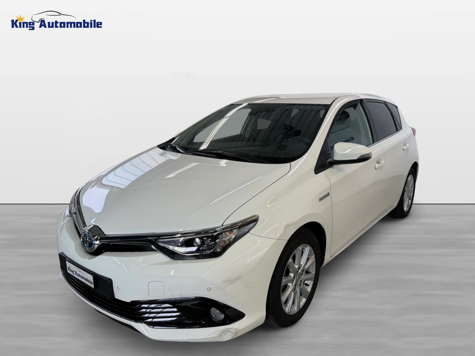 TOYOTA Auris 1.8 HSD Trend e-CVT | CH-Auto | 1-Hand | Frisch MFK | Ab Service-image-1