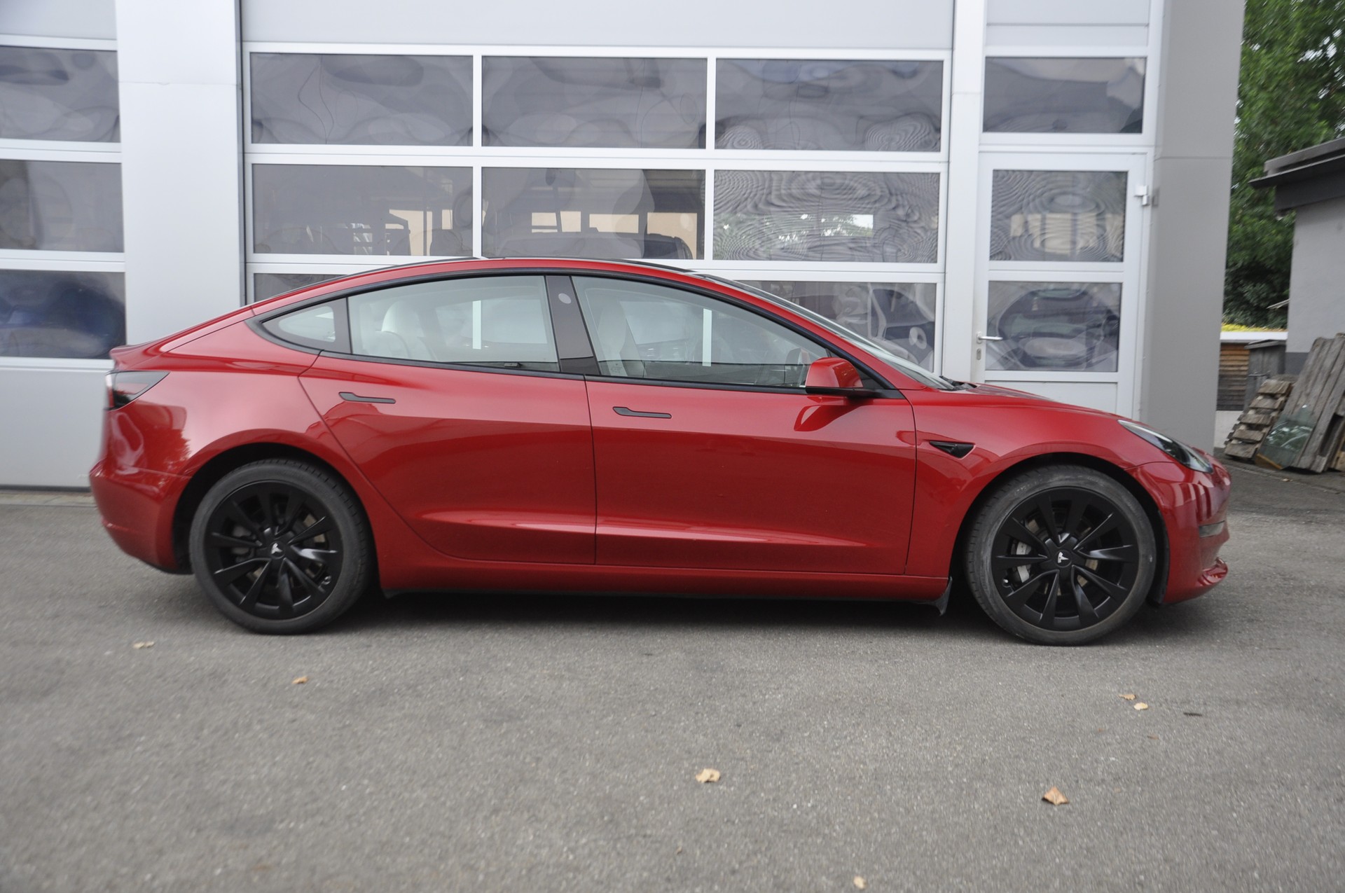 TESLA Model 3 Long Range Dual Motor AWD-image-1