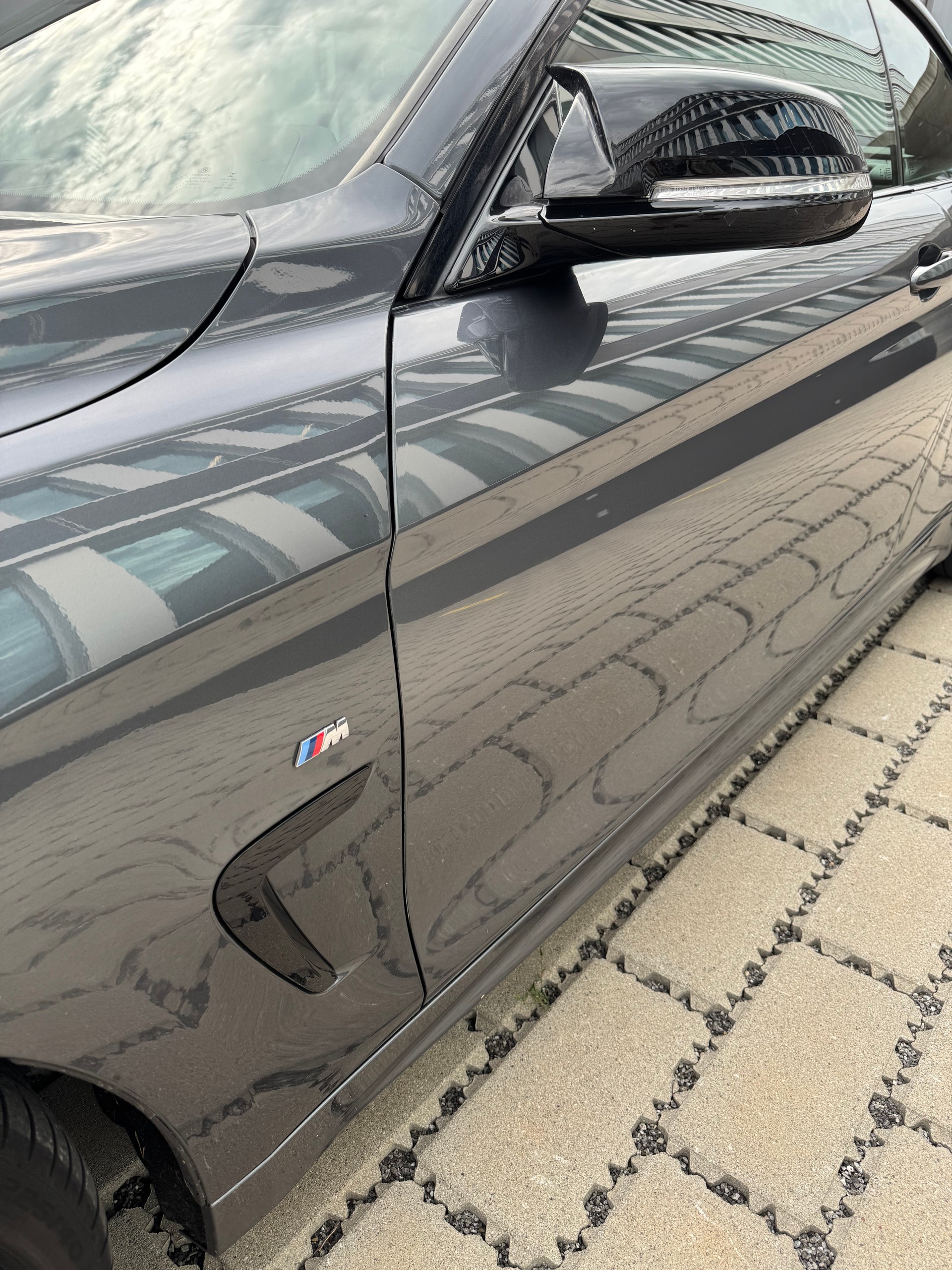 BMW 440i Cabriolet xDrive M Sport Individual Steptronic-image-14