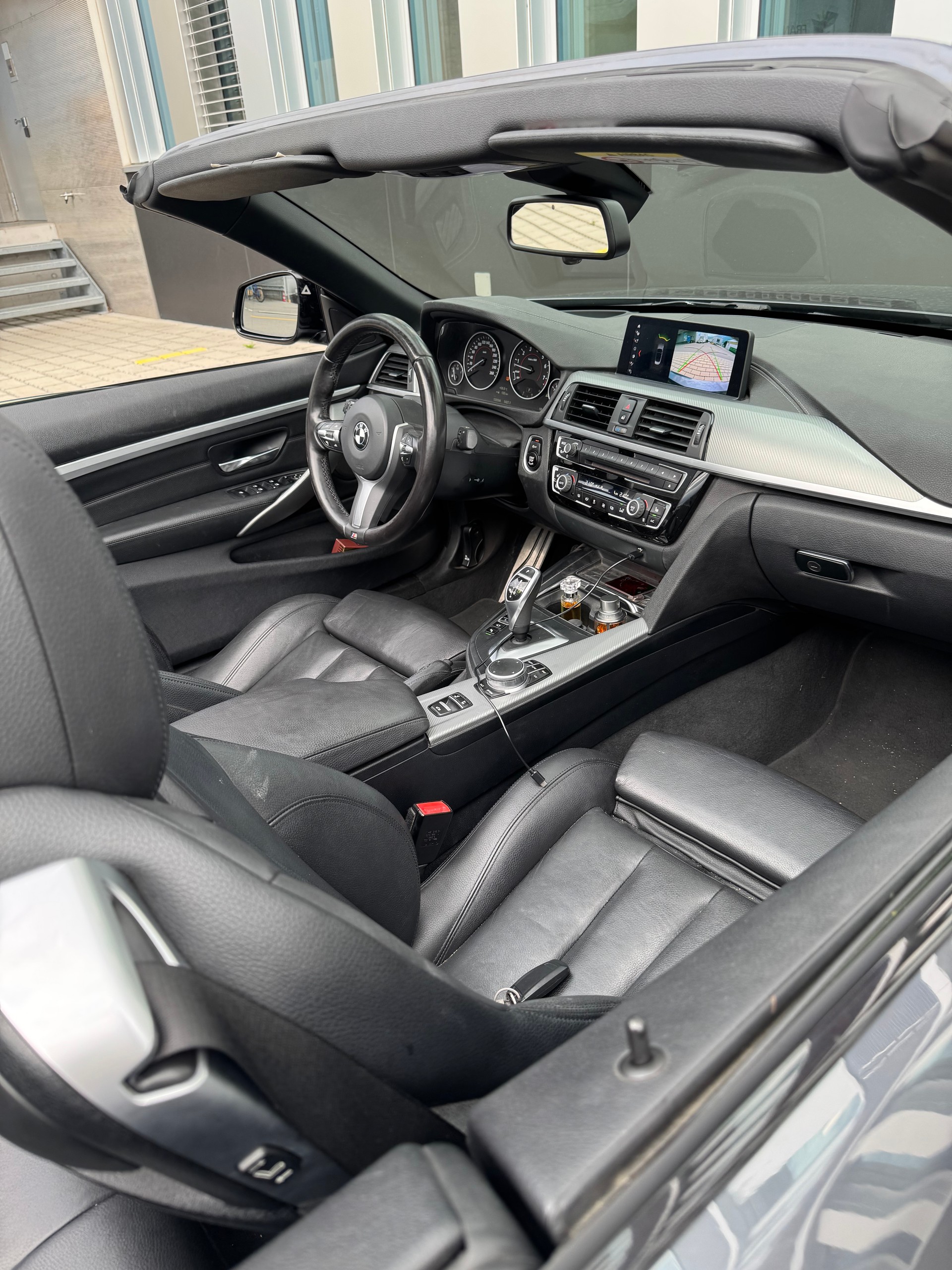 BMW 440i Cabriolet xDrive M Sport Individual Steptronic-image-7