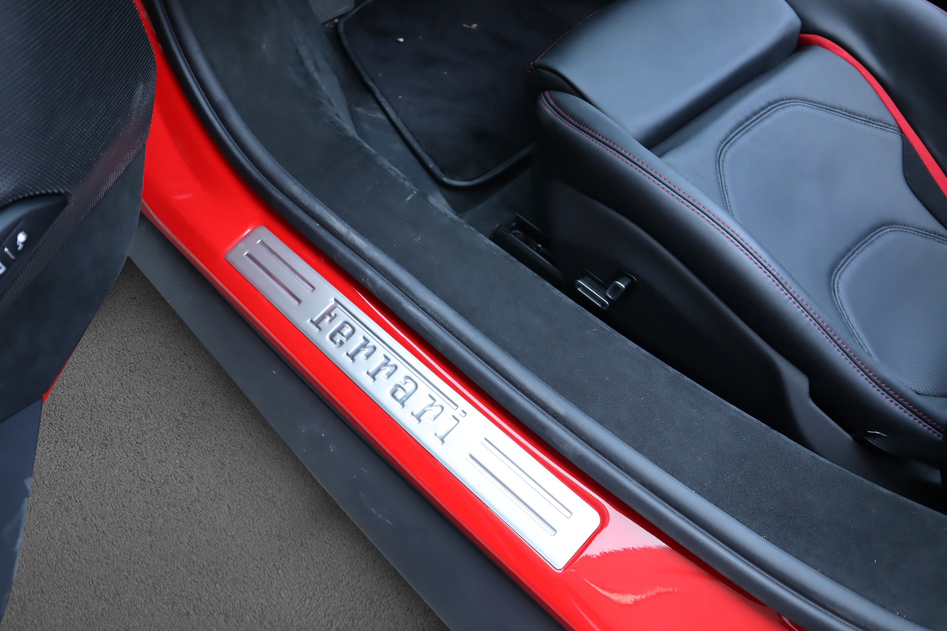 FERRARI 296 GTS-image-9