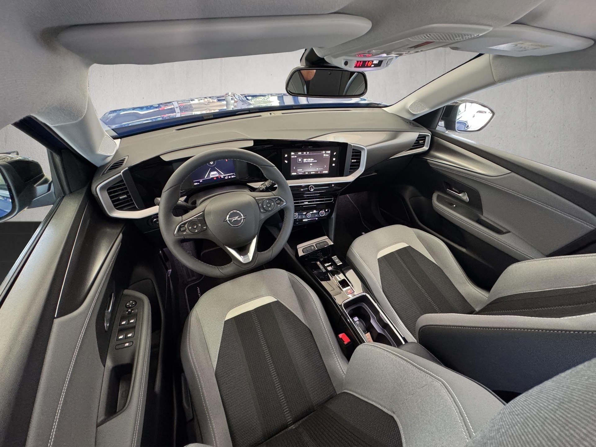 OPEL Mokka-e Edition 156PS-image-14