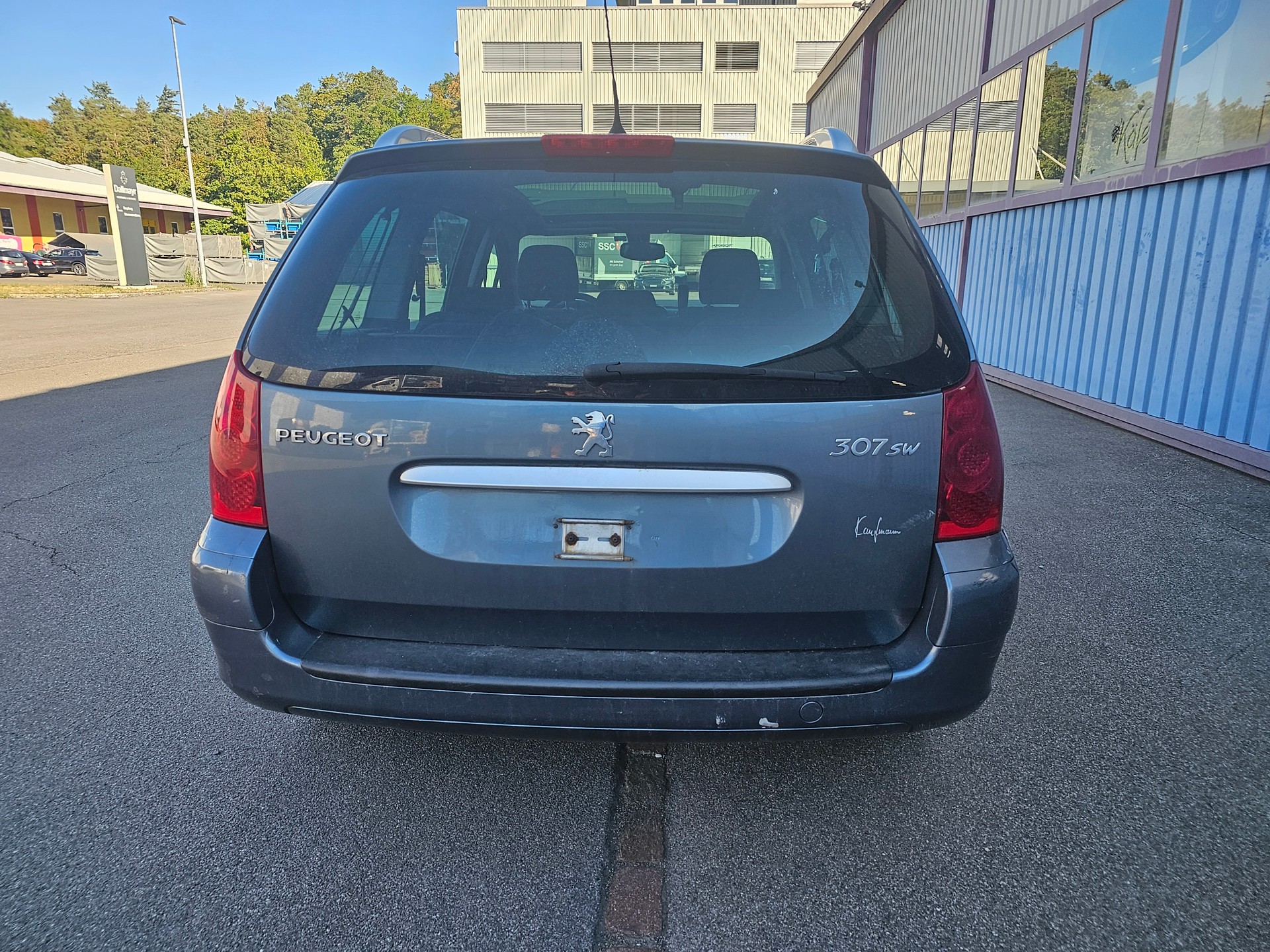 PEUGEOT 307 2.0 HDI XS-image-4