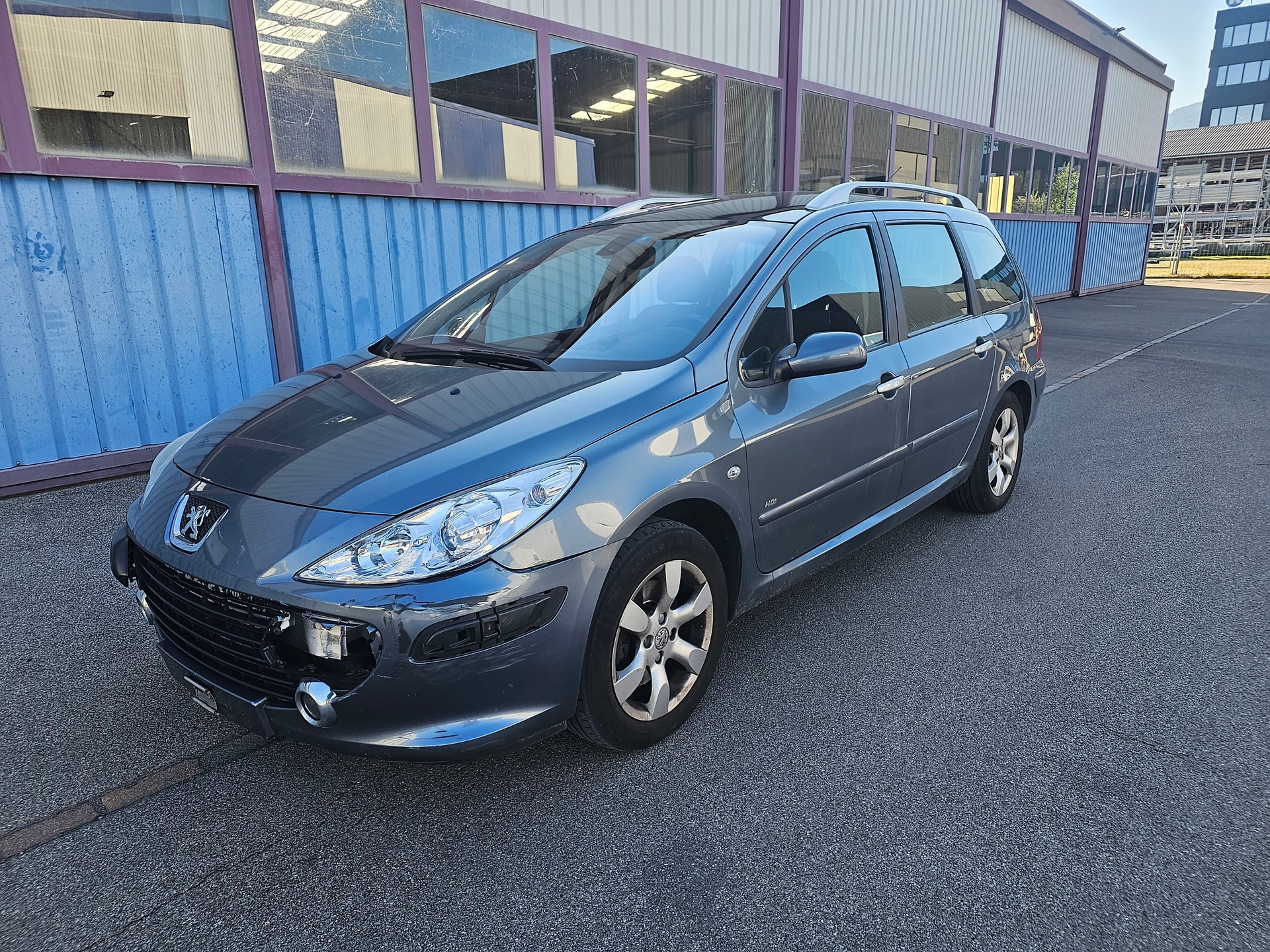 PEUGEOT 307 2.0 HDI XS-image-0