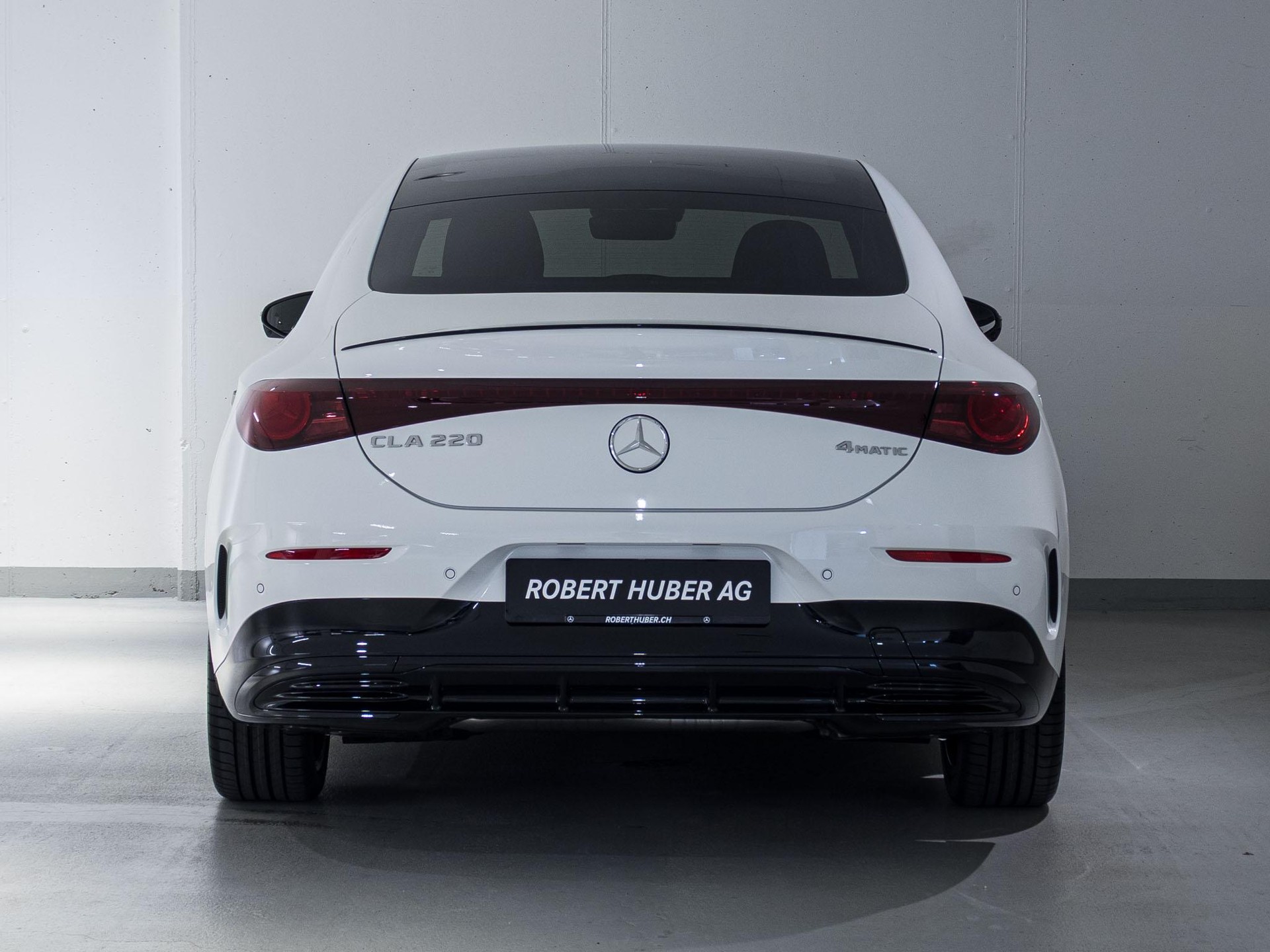 MERCEDES-BENZ CLA 220 4MATIC-image-5