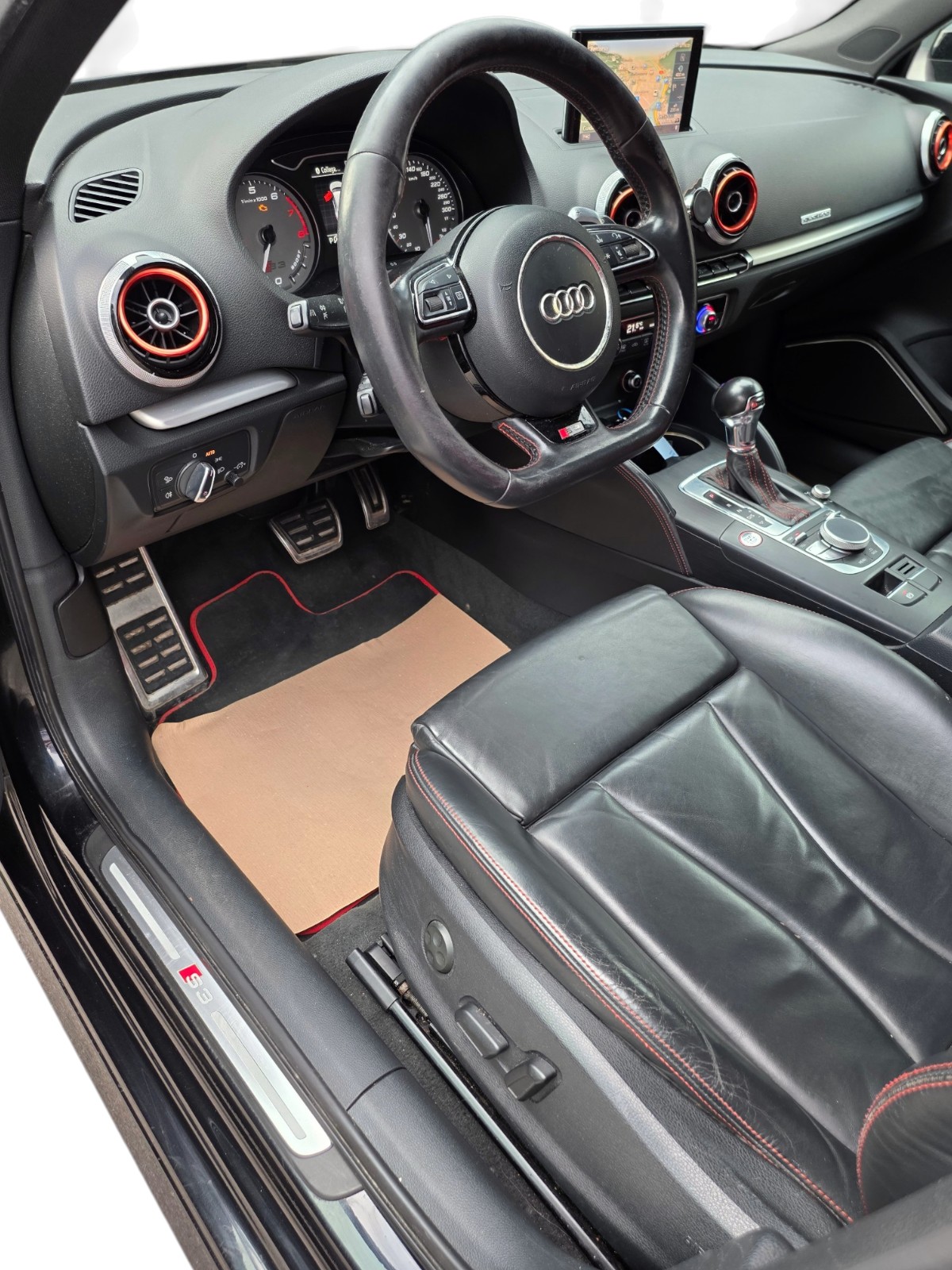 AUDI S3 Sportback 2.0 TFSI quattro S-tronic-image-11
