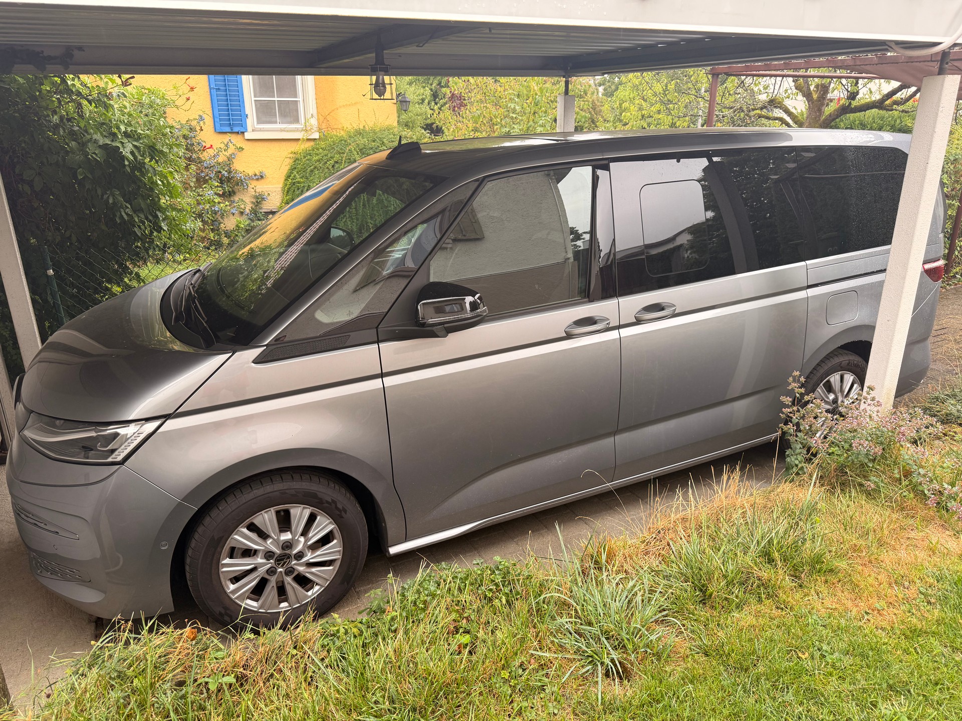 VW VW Multivan 2.0 TDI Liberty DSG Lang *CH-Fahrzeug*-image-2