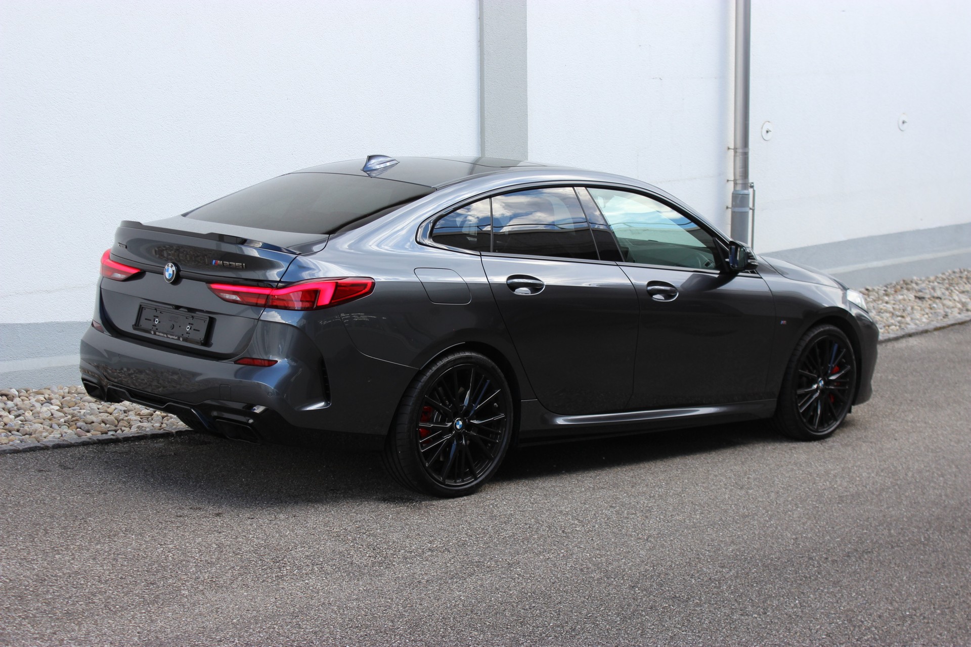 BMW M235i Gran Coupé xDrive M PERFORMANCE PAKET-image-5