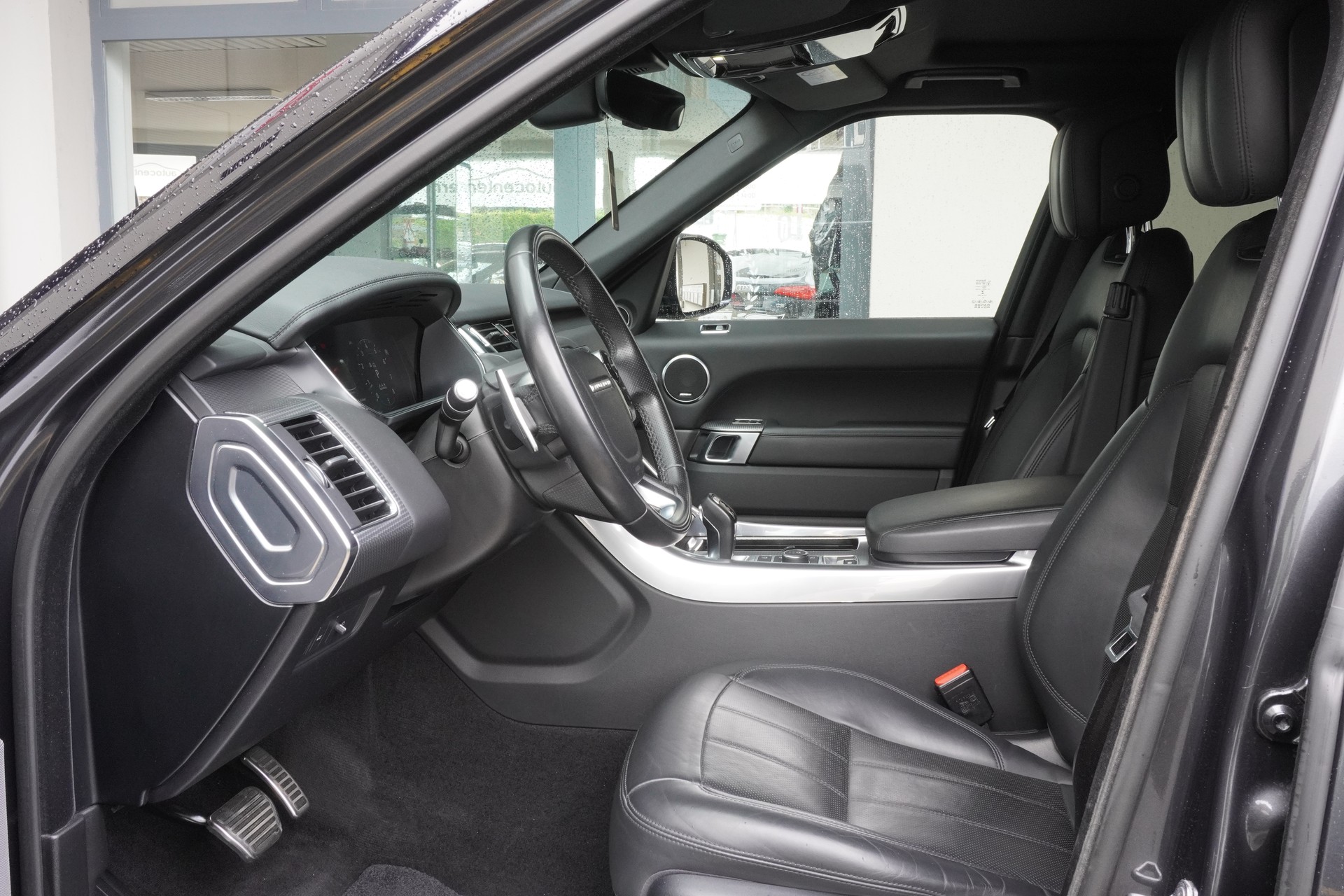 LAND ROVER Range Rover Sport 5.0 V8 S/C HSE Dynamic Automatic-image-9