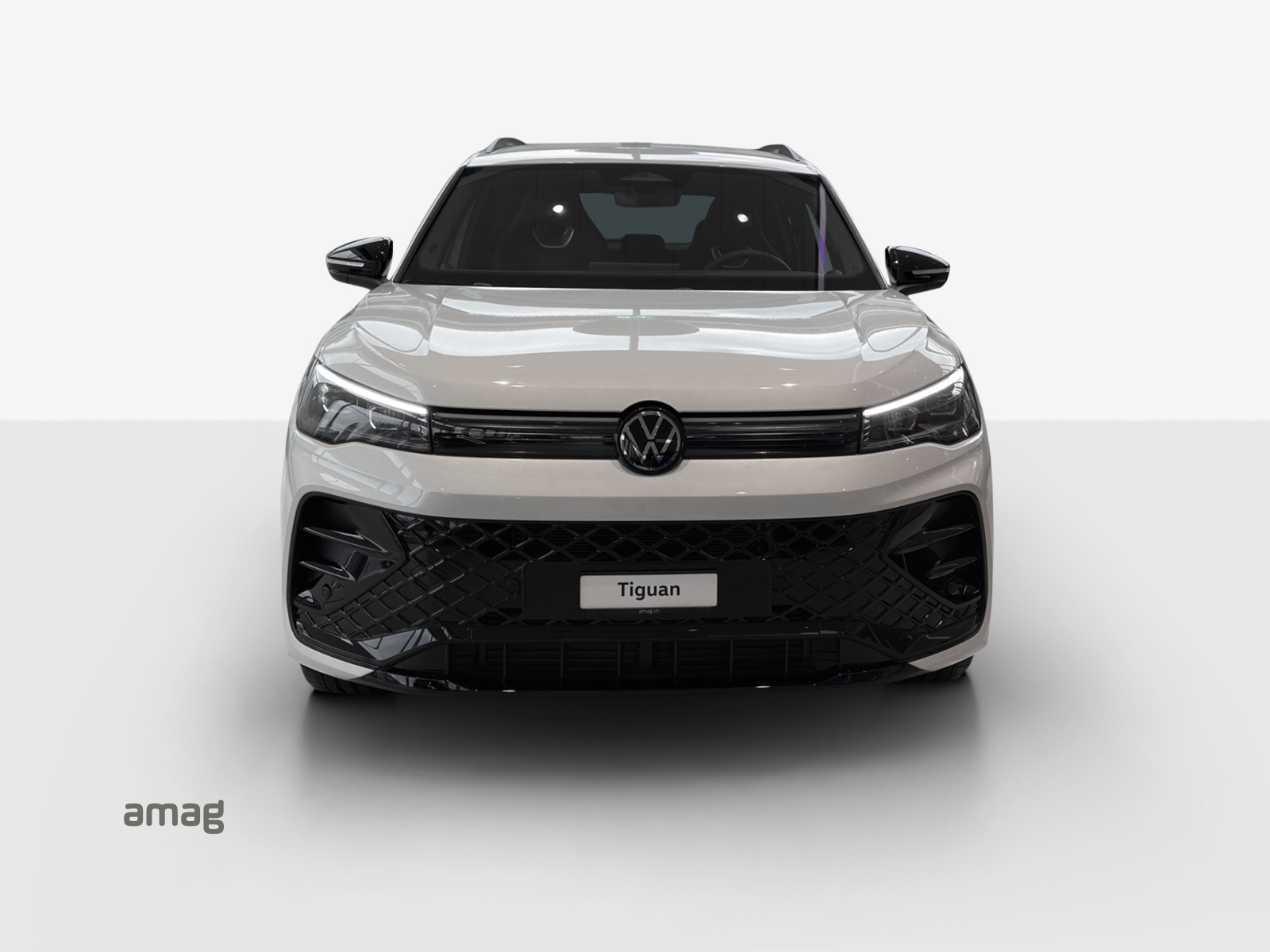 VW Tiguan 2.0 TSI DSG R-Line 4Motion-image-13