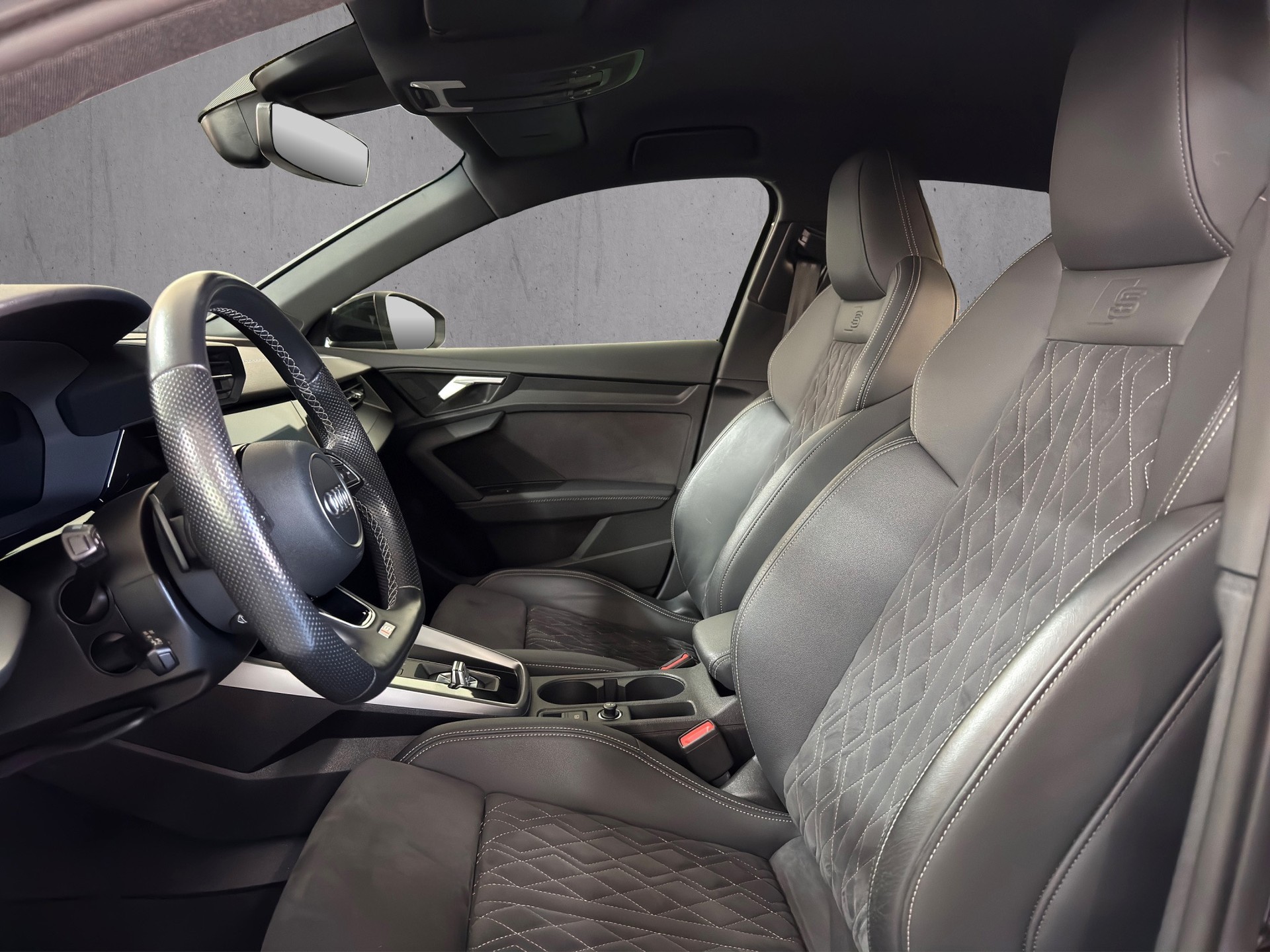 AUDI A3 Limousine 35 TFSI S-Line S-tronic "Navi- Virtual Cockpit Plus"-image-6