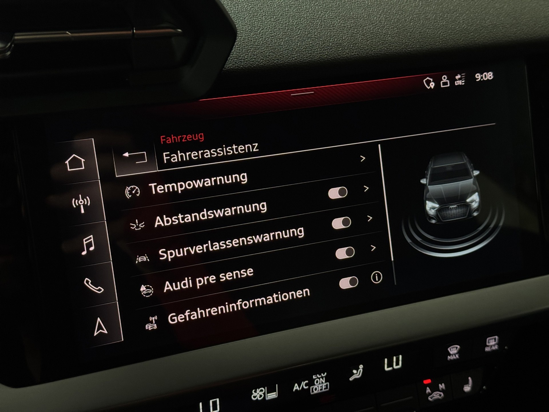 AUDI A3 Limousine 35 TFSI S-Line S-tronic "Navi- Virtual Cockpit Plus"-image-16