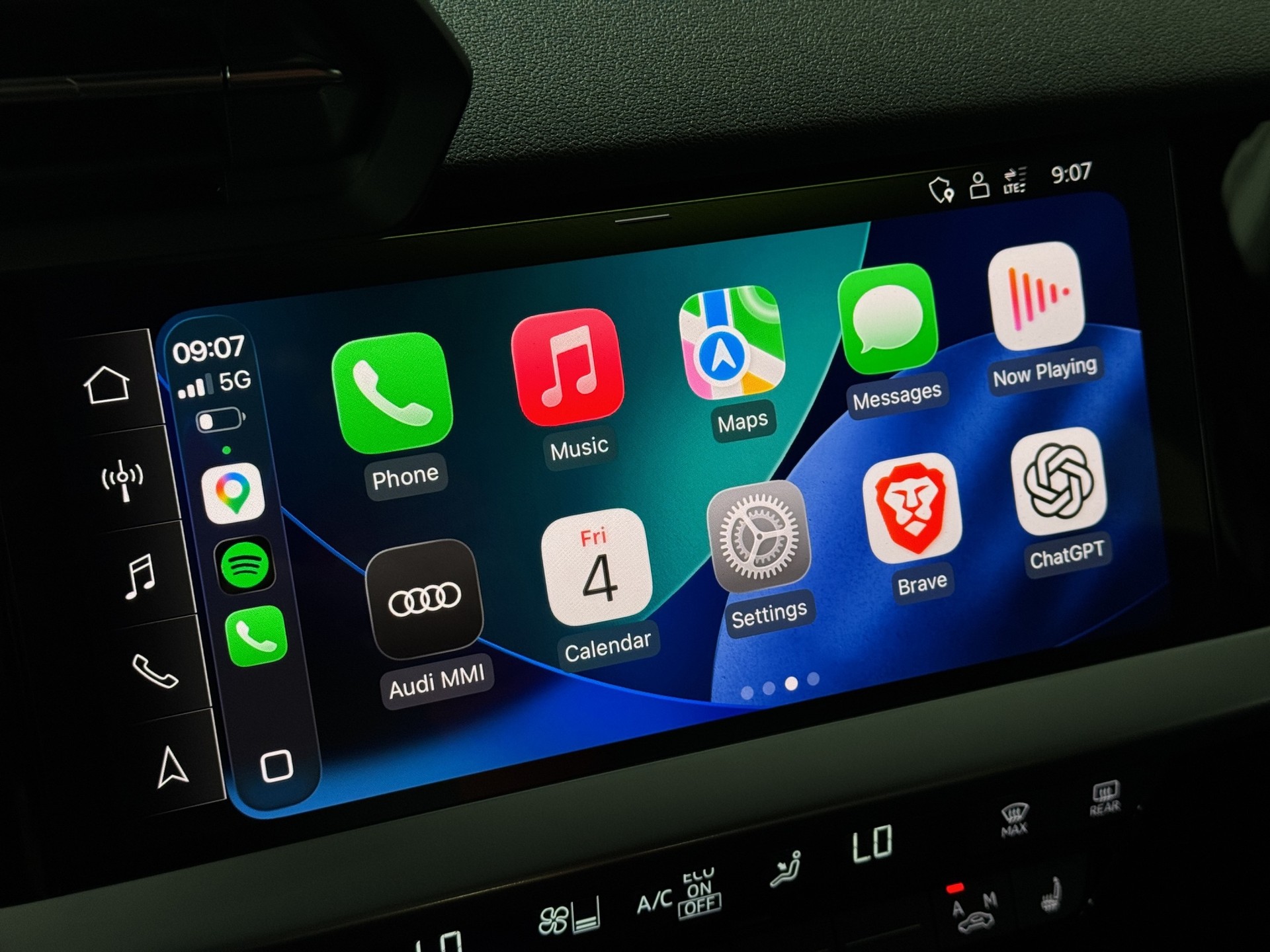AUDI A3 Limousine 35 TFSI S-Line S-tronic "Navi- Virtual Cockpit Plus"-image-15