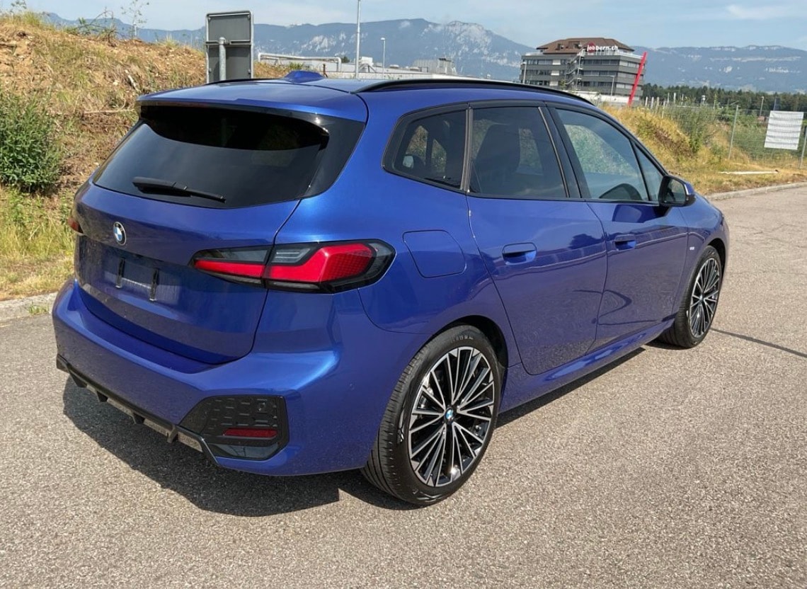 BMW 218d Active Tourer M Sport DKG / AHK-image-2