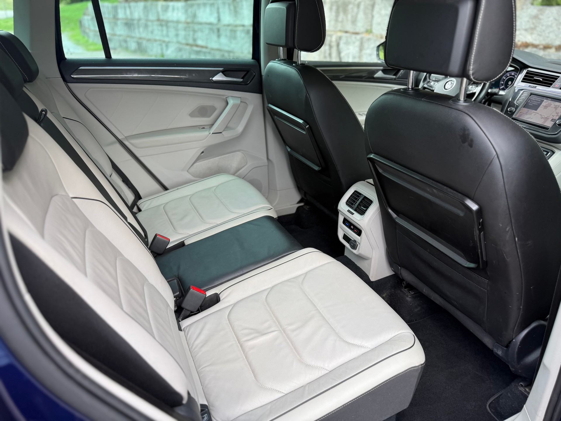VW Tiguan 2.0 TDI SCR Highline 4Motion DSG-image-7