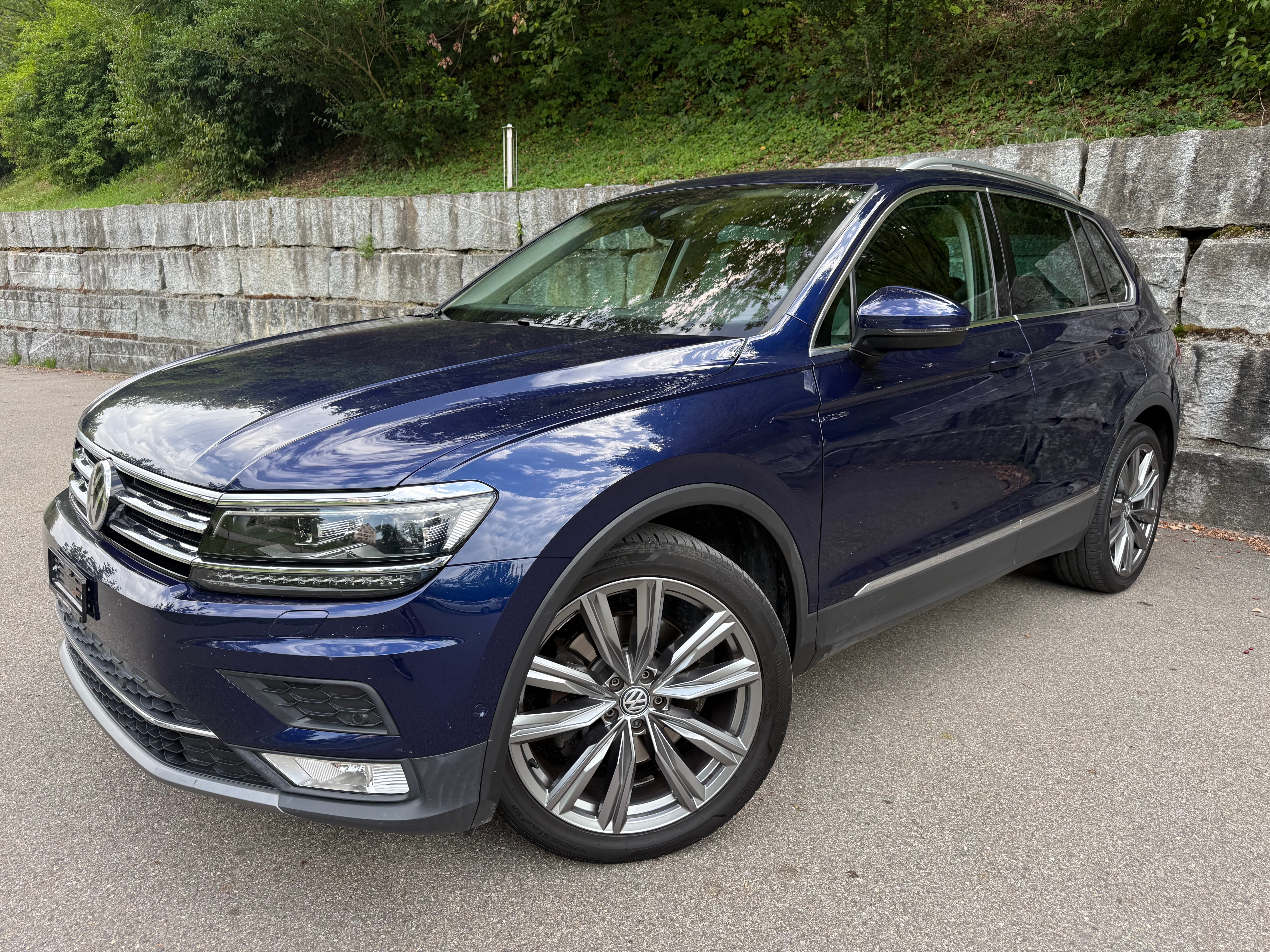 VW Tiguan 2.0 TDI SCR Highline 4Motion DSG — slika 1