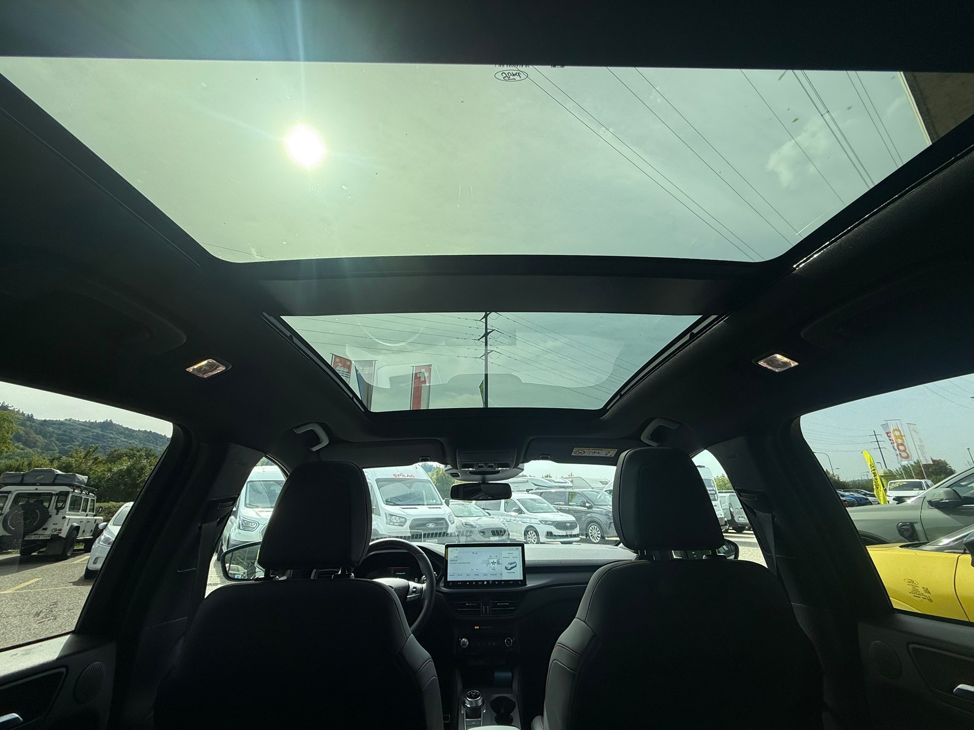 FORD Kuga 2.5 FHEV ST-Line X 4WD-image-9